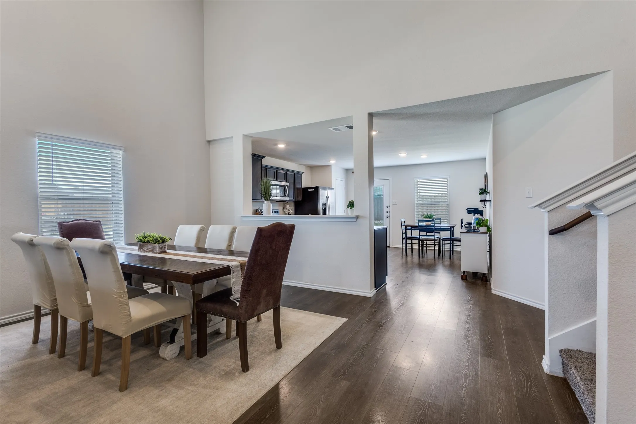 Single Family Residence For Sale in Collin County , 305 Ginger Avenue, Anna, Texas 75409, 4 Bedroom, 3 Bathroom, 2 Garage spaces, 2,158 Sqft, built in 2022, Preowned, mls#21233412, Real Estate Agent in Anna, Homes For Sale in Collin county, Homes For Sale in Anna, Realtor in Anna Texas, Real Estate Brokerage Independent Realty Texas, Luminita Cordes Realtor