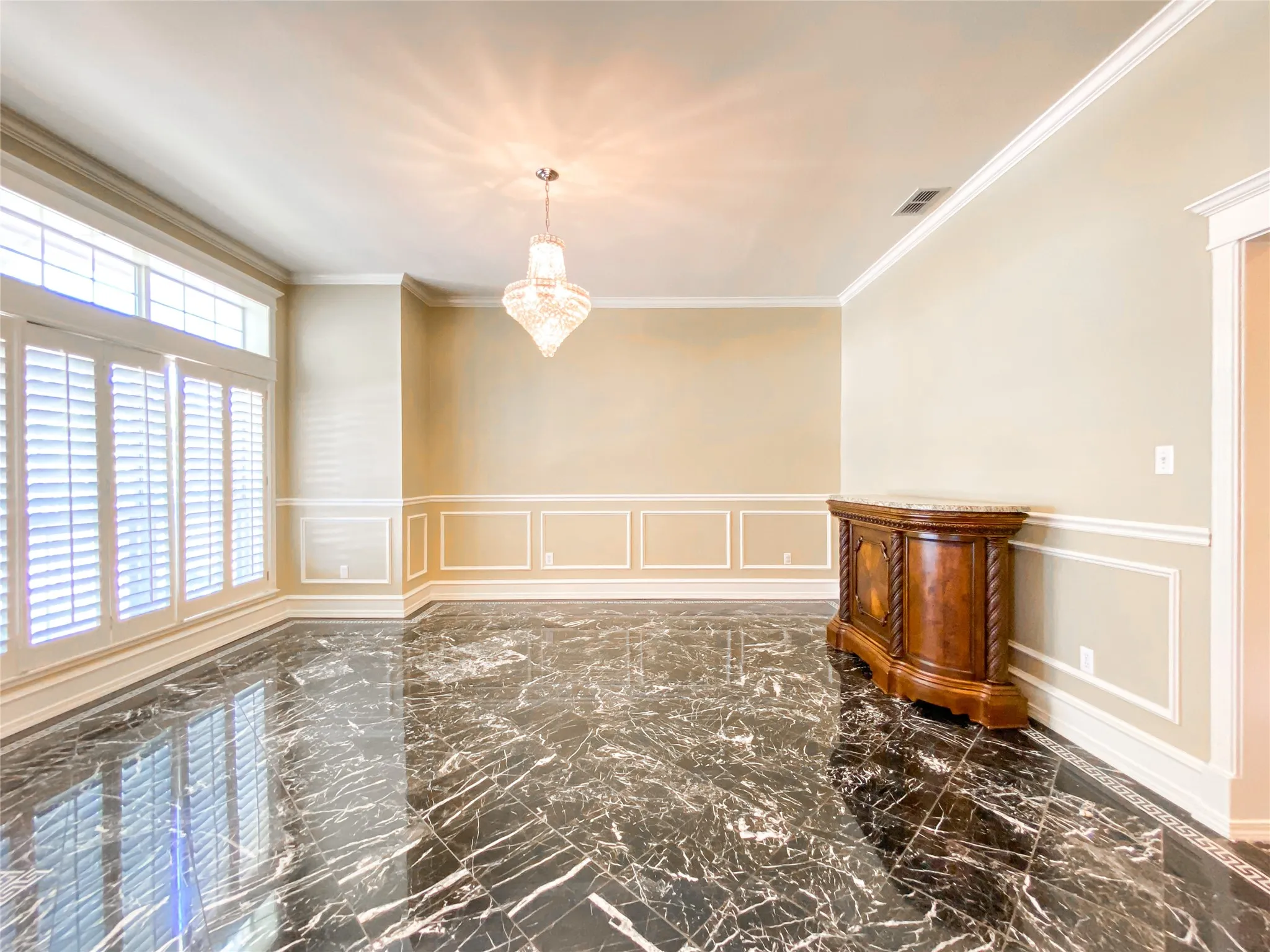 FORMAL AREA