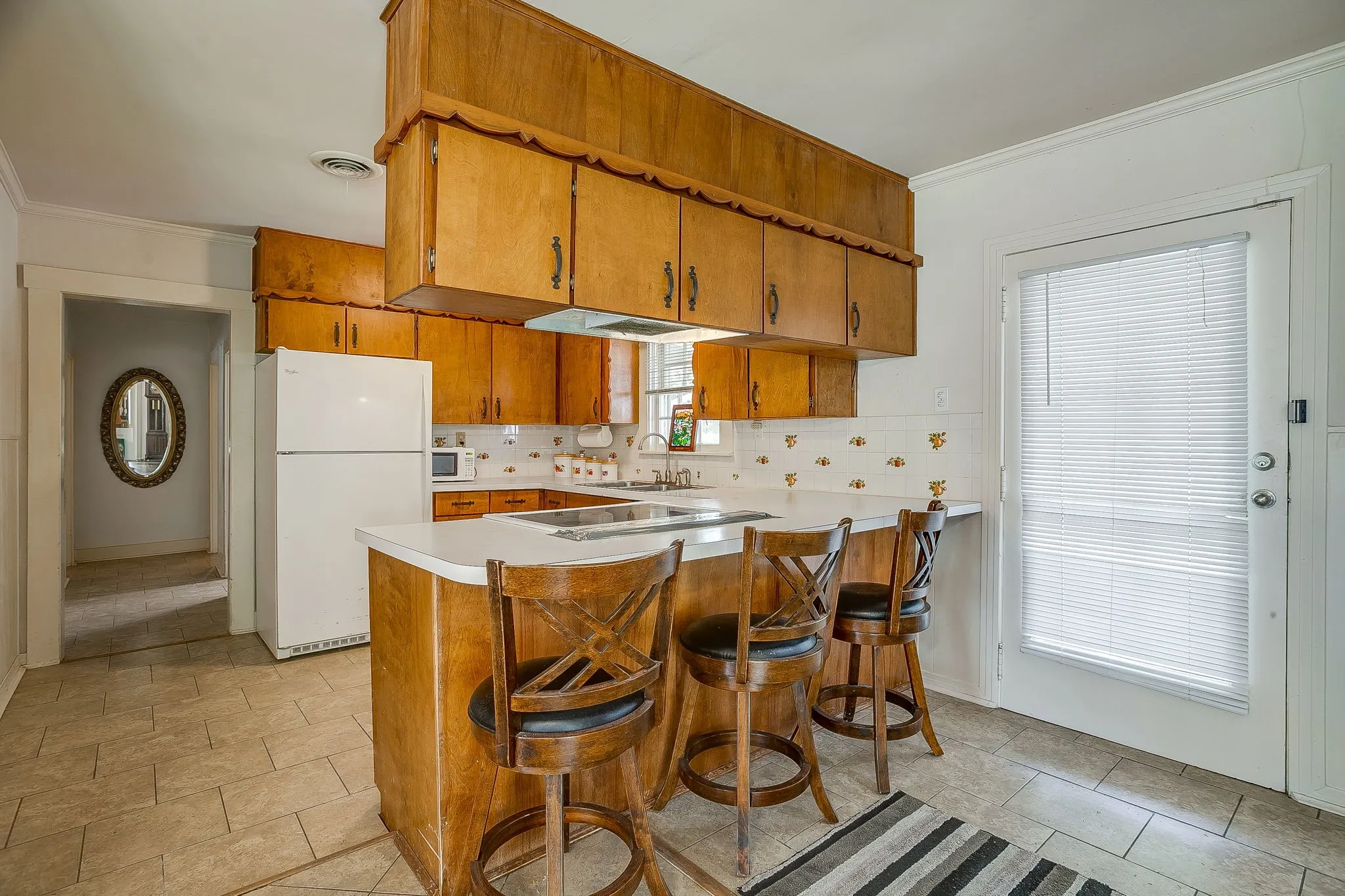 Single Family Residence For Sale in Tarrant County , 8316 Heron Drive, Fort Worth, Texas 76108, 3 Bedroom, 2 Bathroom, 1 Garage spaces, 1,660 Sqft, built in 1948, mls#21233863, Real Estate Agent in Fort Worth, Homes For Sale in Tarrant county, Homes For Sale in Fort Worth, Realtor in Fort Worth Texas, Real Estate Brokerage Independent Realty Texas, Luminita Cordes Realtor