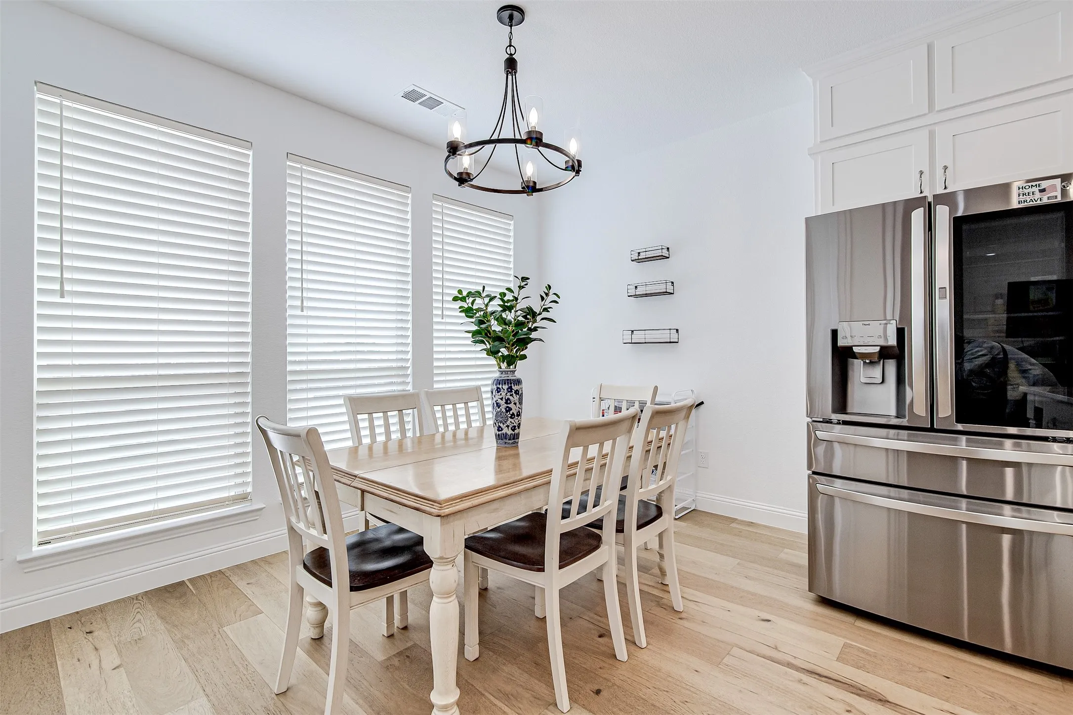 Breakfast nook