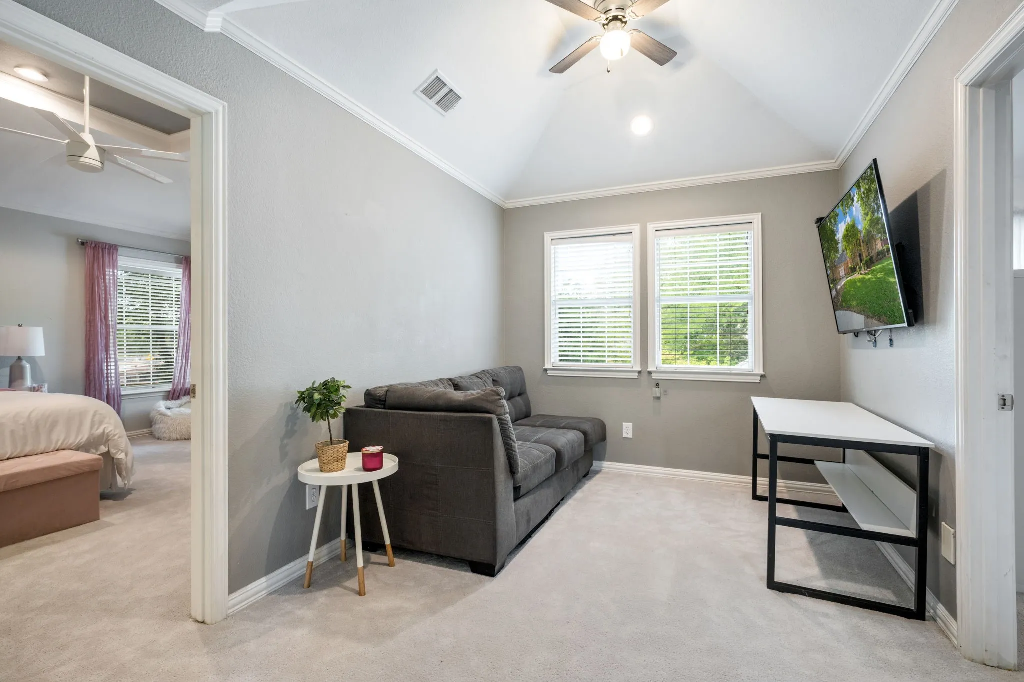 Upstairs Living Area