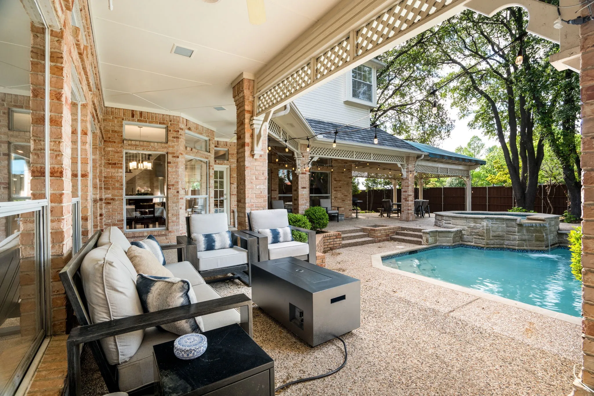 Single Family Residence For Sale in Collin County , 4637 Gladys Court, Plano, Texas 75093, 4 Bedroom, 5 Bathroom, 2 Garage spaces, 4,320 Sqft, built in 1990, Preowned, mls#21222111, Real Estate Agent in Plano, Homes For Sale in Collin county, Homes For Sale in Plano, Realtor in Plano Texas, Real Estate Brokerage Independent Realty Texas, Luminita Cordes Realtor