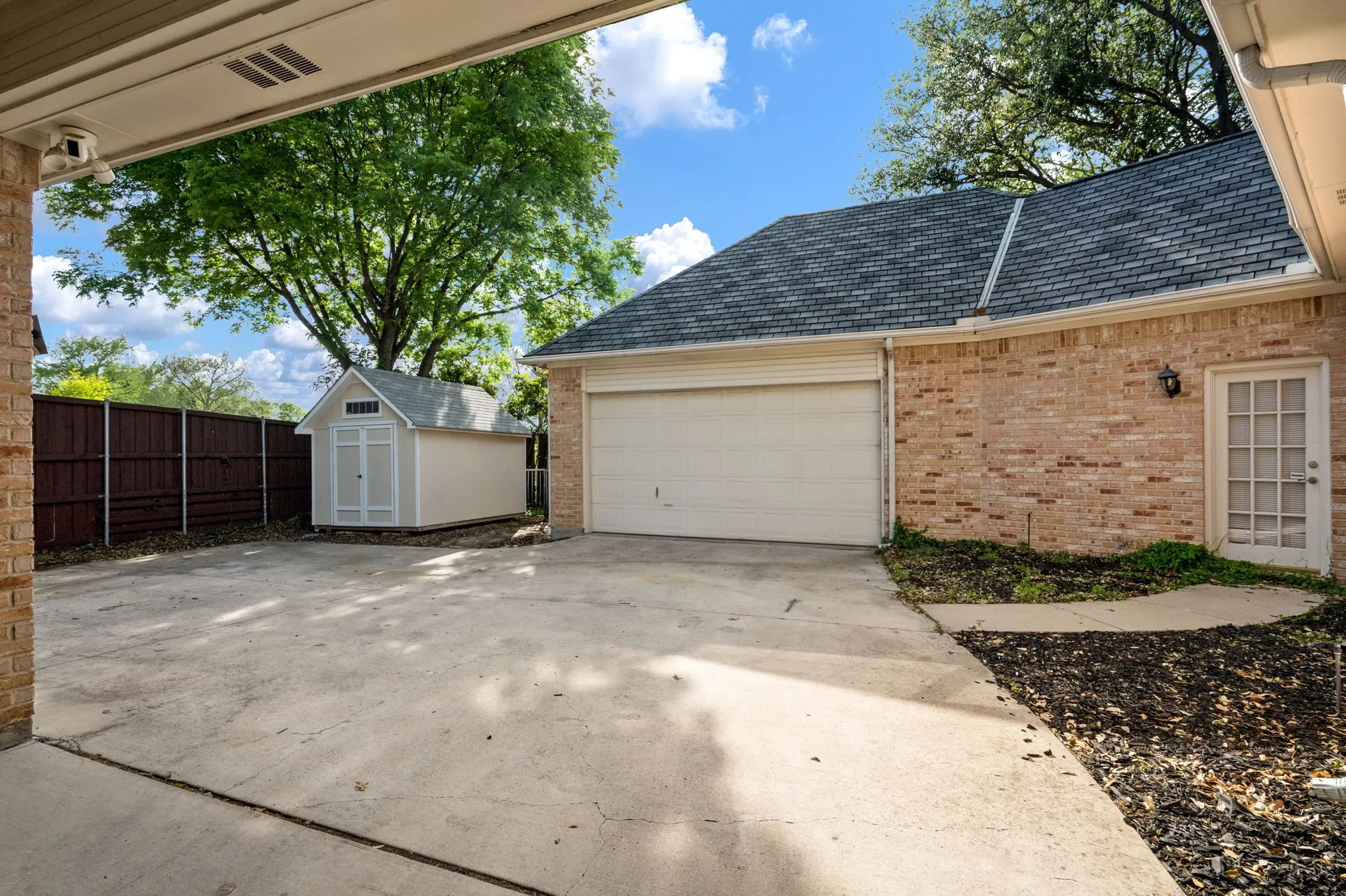 Single Family Residence For Sale in Collin County , 4637 Gladys Court, Plano, Texas 75093, 4 Bedroom, 5 Bathroom, 2 Garage spaces, 4,320 Sqft, built in 1990, Preowned, mls#21222111, Real Estate Agent in Plano, Homes For Sale in Collin county, Homes For Sale in Plano, Realtor in Plano Texas, Real Estate Brokerage Independent Realty Texas, Luminita Cordes Realtor