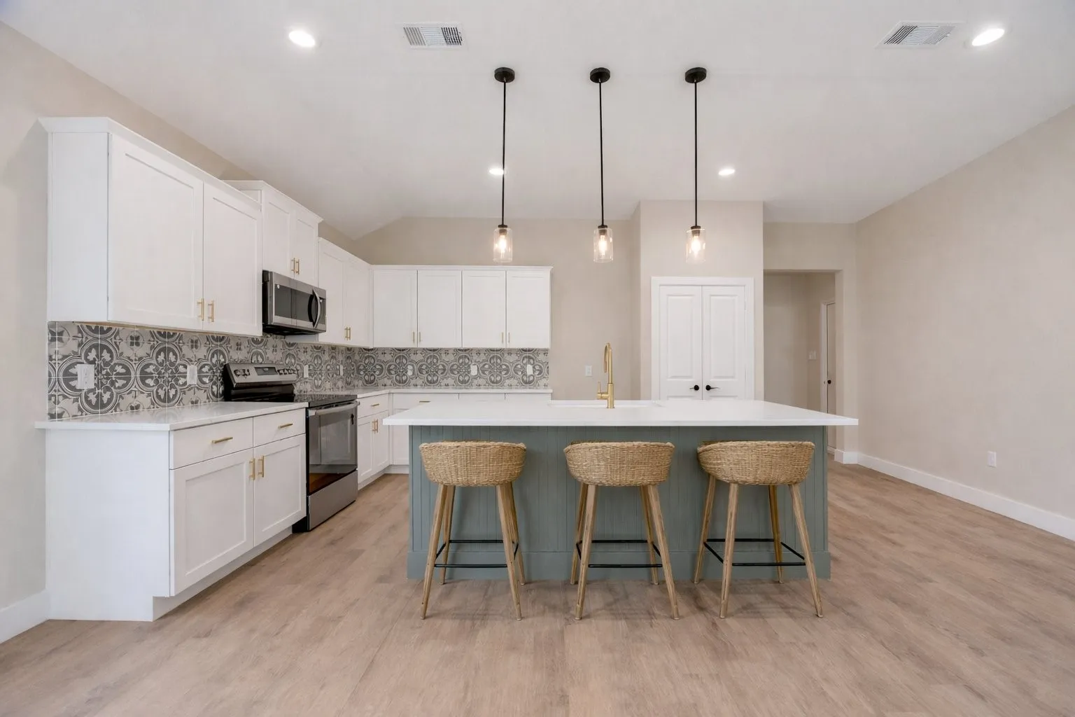 Virtual Staging