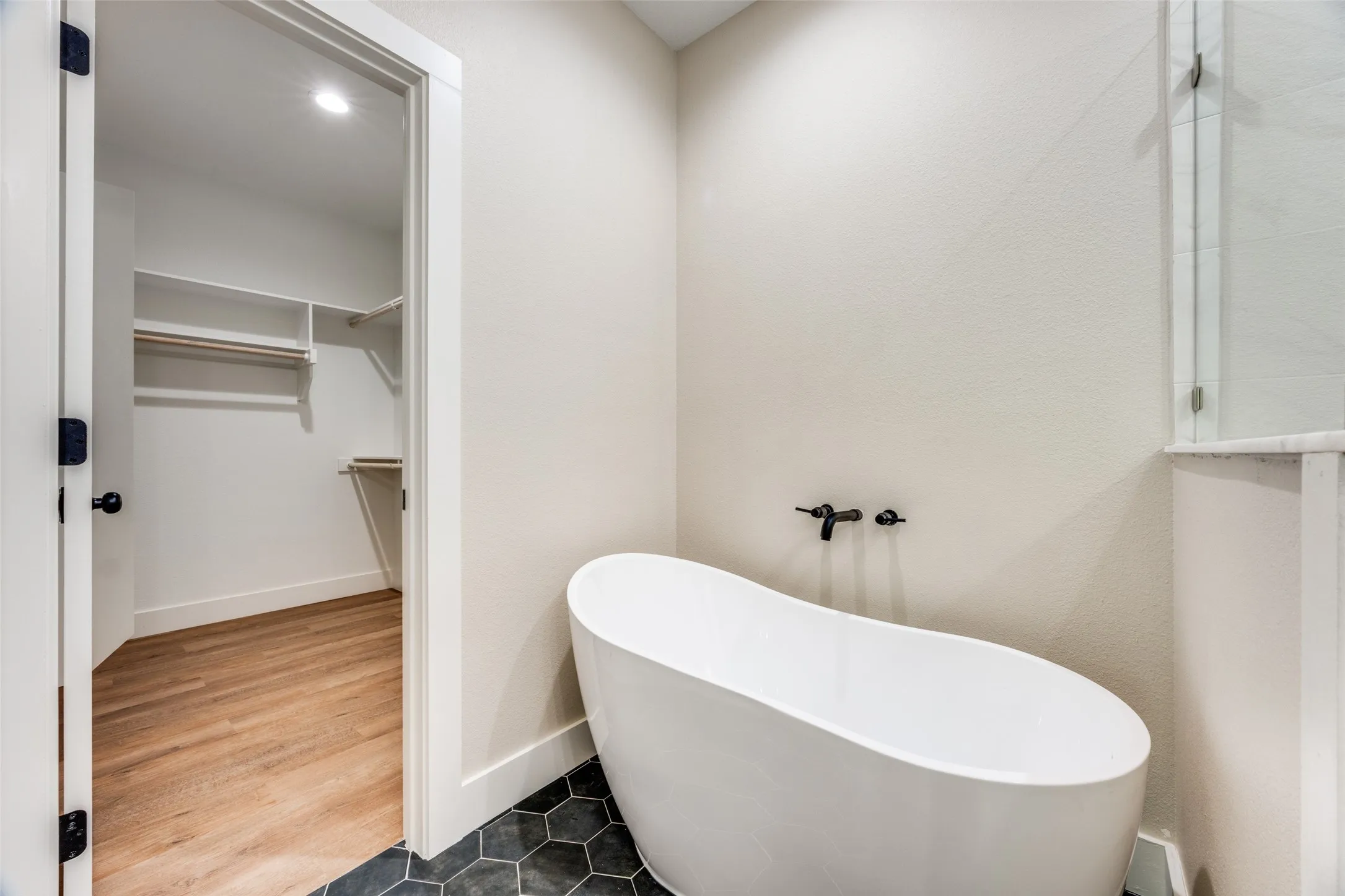 Single Family Residence For Sale in Grayson County , 113 Iron Horse Lane, Denison, Texas 75020, 4 Bedroom, 2 Bathroom, 2 Garage spaces, 1,685 Sqft, built in 2026, New Construction - Complete, mls#21235099, Real Estate Agent in Denison, Homes For Sale in Grayson county, Homes For Sale in Denison, Realtor in Denison Texas, Real Estate Brokerage Independent Realty Texas, Luminita Cordes Realtor