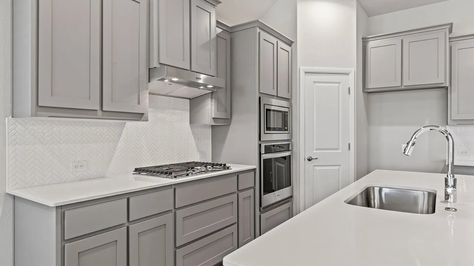 Single Family Residence For Sale in Parker County , 729 SOARING HAWK Drive, Fort Worth, Texas 76008, 5 Bedroom, 4 Bathroom, 2 Garage spaces, 2,954 Sqft, built in 2026, New Construction - Incomplete, mls#21234664, Real Estate Agent in Fort Worth, Homes For Sale in Parker county, Homes For Sale in Fort Worth, Realtor in Fort Worth Texas, Real Estate Brokerage Independent Realty Texas, Luminita Cordes Realtor