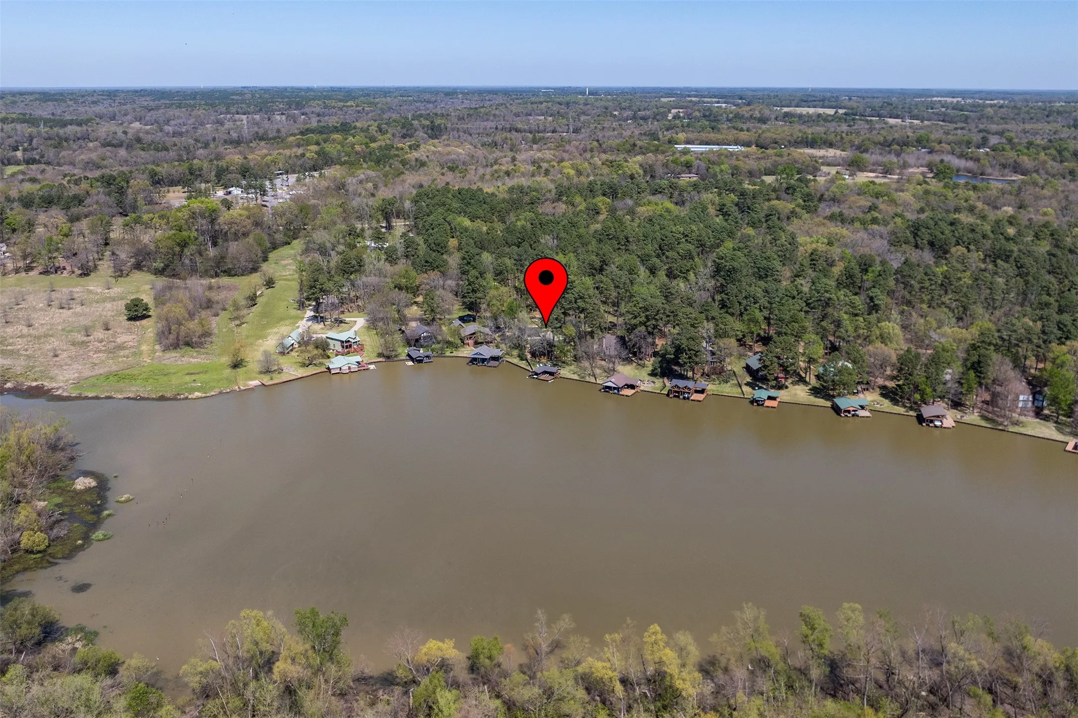 Single Family Residence For Sale in Franklin (TX) County , 551 W Eagle Point Drive, Mount Vernon, Texas 75457, 3 Bedroom, 2 Bathroom, Garage spaces, 1,520 Sqft, built in 1998, mls#21229007, Real Estate Agent in Mount Vernon, Homes For Sale in Franklin (TX) county, Homes For Sale in Mount Vernon, Realtor in Mount Vernon Texas, Real Estate Brokerage Independent Realty Texas, Luminita Cordes Realtor
