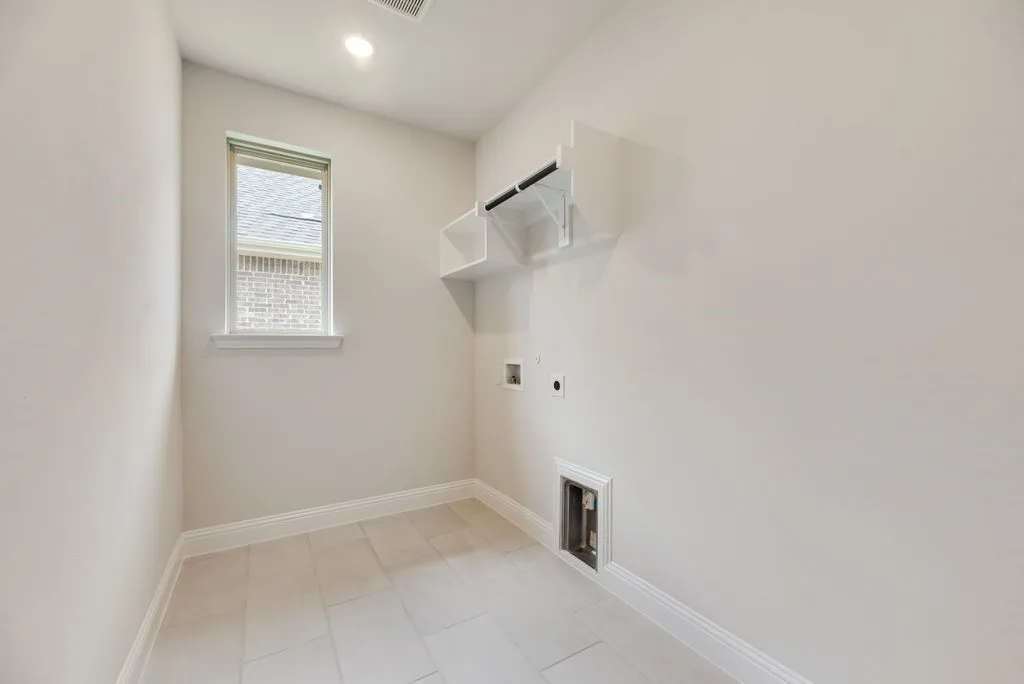 Single Family Residence For Sale in Denton County , 4112 Blackbird Avenue, Little Elm, Texas 75068, 4 Bedroom, 2 Bathroom, 2 Garage spaces, 2,032 Sqft, built in 2026, New Construction - Complete, mls#21235160, Real Estate Agent in Little Elm, Homes For Sale in Denton county, Homes For Sale in Little Elm, Realtor in Little Elm Texas, Real Estate Brokerage Independent Realty Texas, Luminita Cordes Realtor