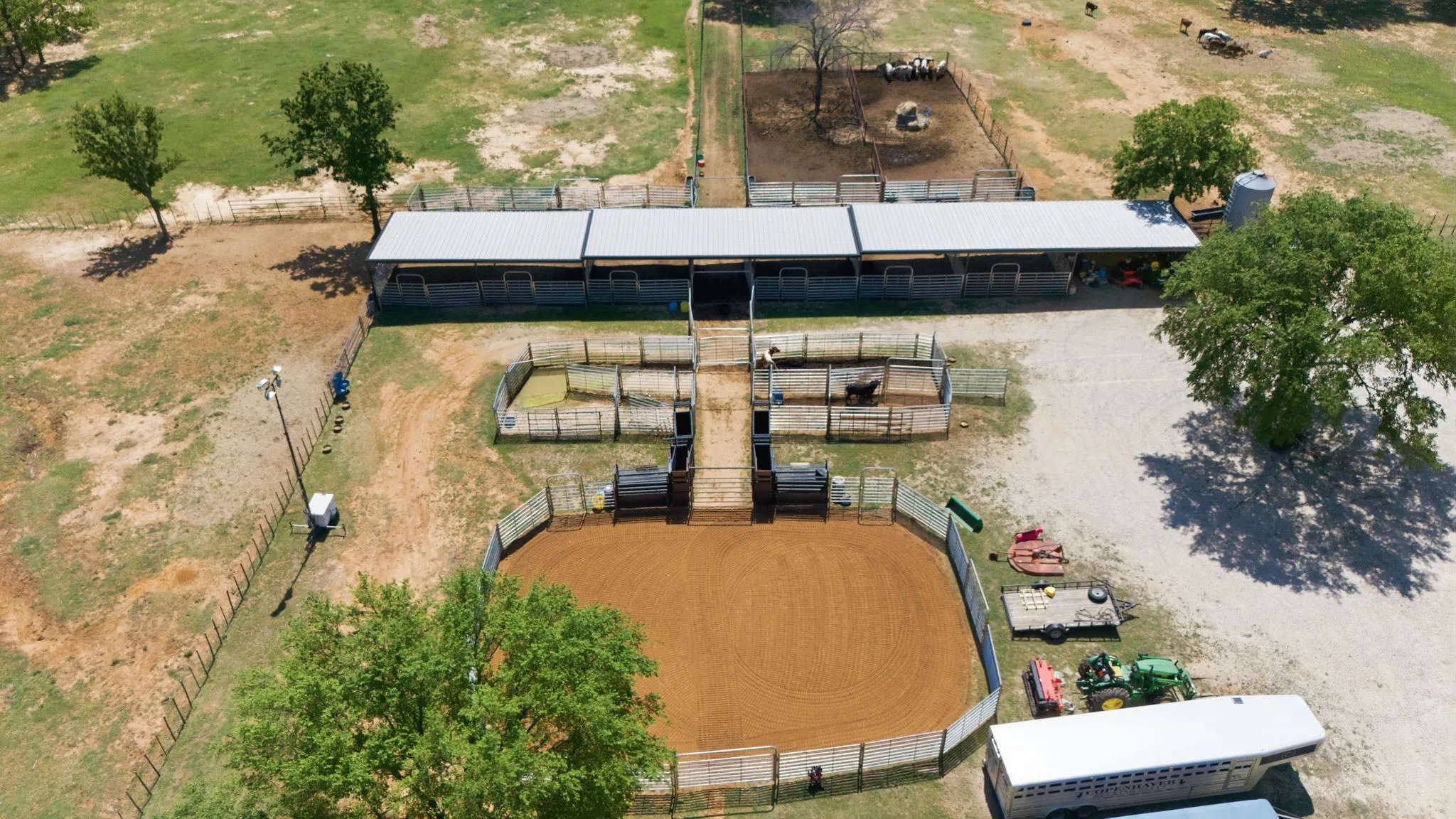 Open air barn & riding arena