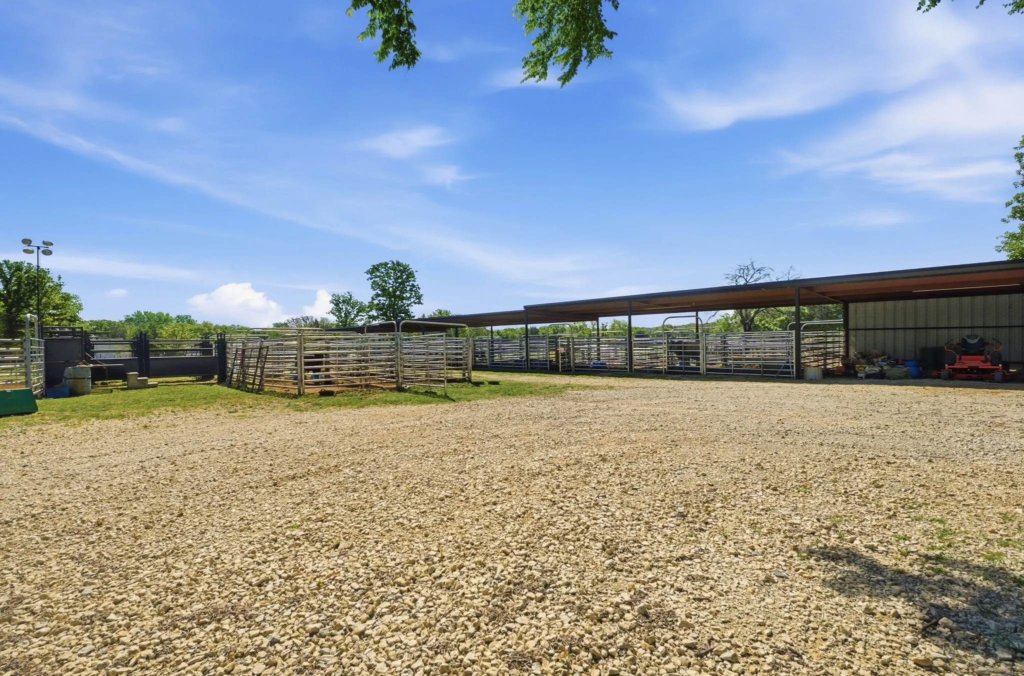 Single Family Residence For Sale in Cooke County , 10642 Fm 902, Collinsville, Texas 76233, 2 Bedrooms, 1 Bathroom, Garage spaces, 772 Sqft, built in 1950, Preowned, Price $1,000,000, mls#21231611, Real Estate Agent in Collinsville, Homes For Sale in Cooke county, Homes For Sale in Collinsville, Realtor in Collinsville Texas, Real Estate Brokerage Independent Realty Texas, Luminita Cordes Realtor