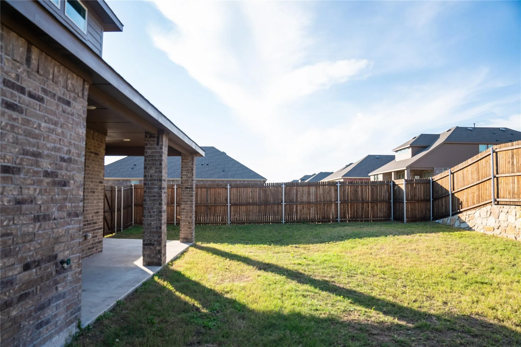 Single Family Residence For Sale in Collin County , 518 Saddle Club Way, Princeton, Texas 75407, 4 Bedroom, 3 Bathroom, 2 Garage spaces, 2,193 Sqft, built in 2020, Preowned, mls#21235189, Real Estate Agent in Princeton, Homes For Sale in Collin county, Homes For Sale in Princeton, Realtor in Princeton Texas, Real Estate Brokerage Independent Realty Texas, Luminita Cordes Realtor