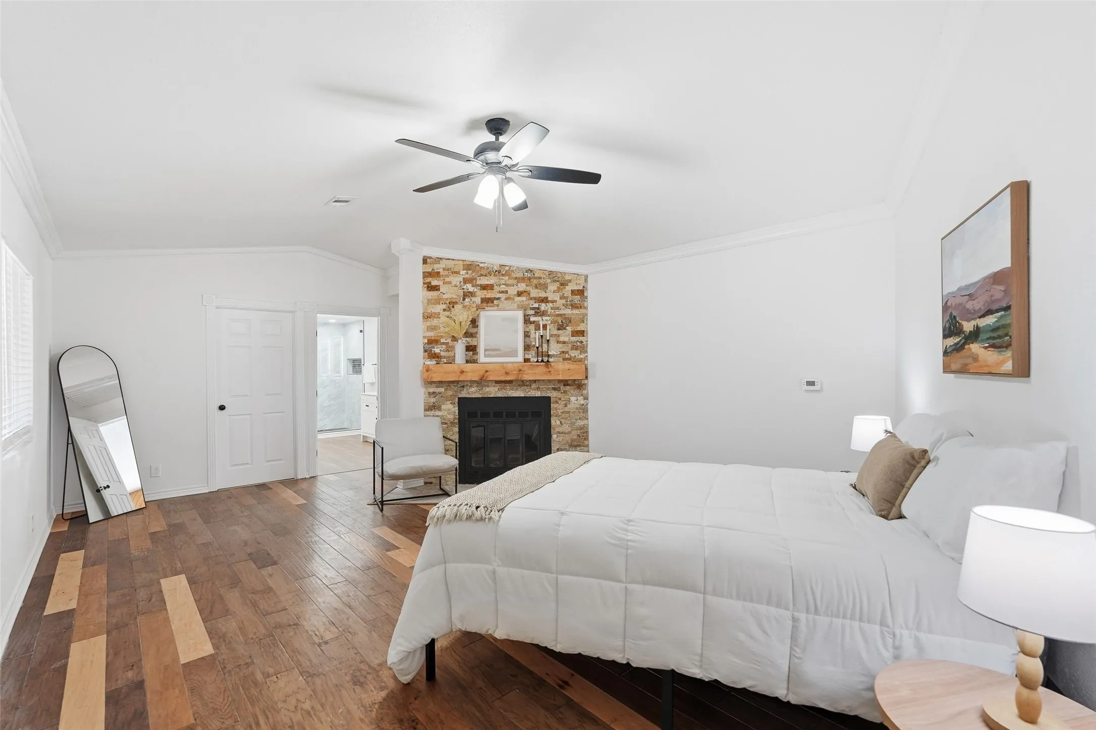 Single Family Residence For Sale in Hunt County , 9902 County Road 2434, Terrell, Texas 75160, 3 Bedroom, 2 Bathroom, Garage spaces, 2,679 Sqft, built in 1984, mls#21226038, Real Estate Agent in Terrell, Homes For Sale in Hunt county, Homes For Sale in Terrell, Realtor in Terrell Texas, Real Estate Brokerage Independent Realty Texas, Luminita Cordes Realtor