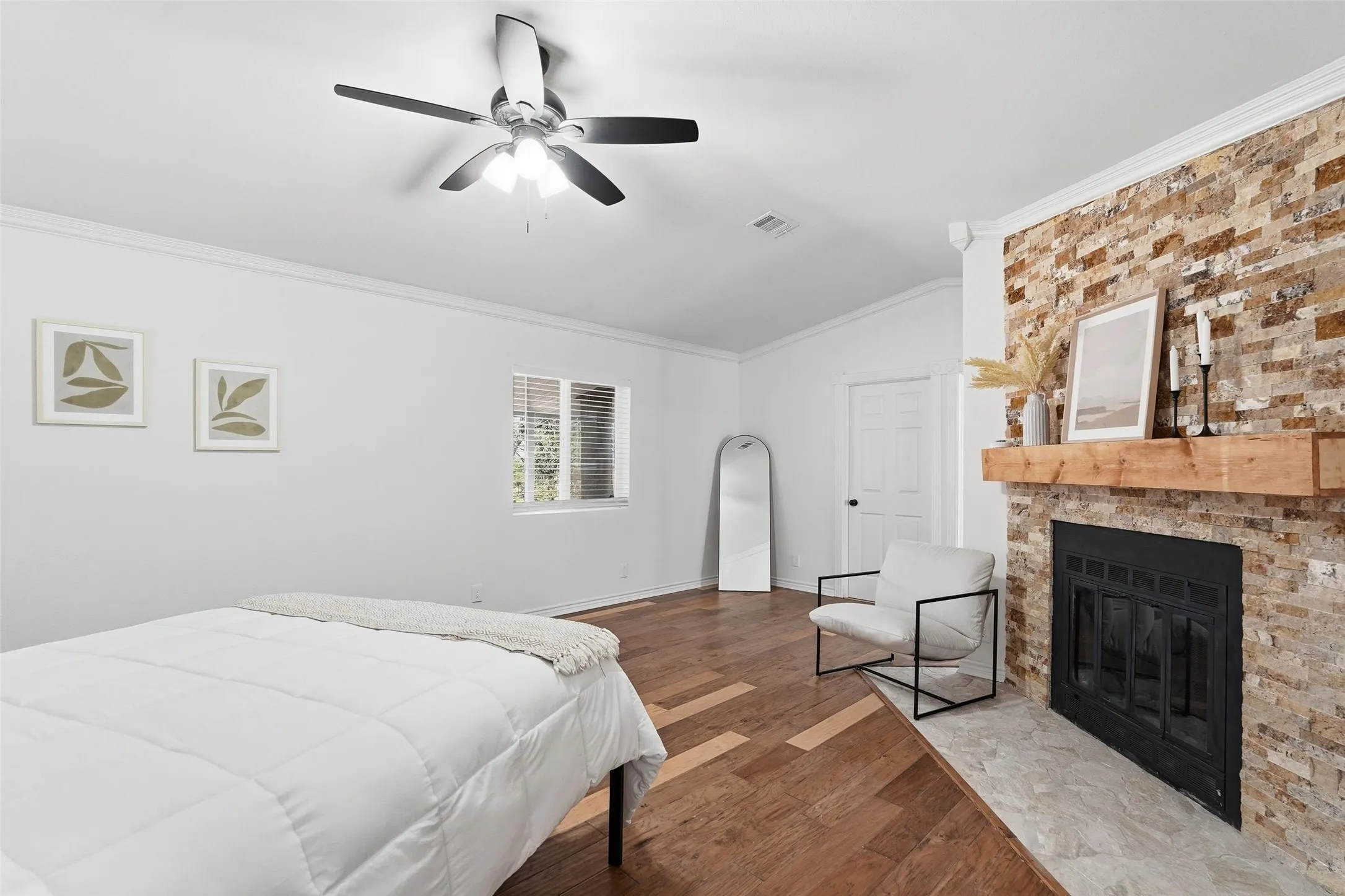 Single Family Residence For Sale in Hunt County , 9902 County Road 2434, Terrell, Texas 75160, 3 Bedroom, 2 Bathroom, Garage spaces, 2,679 Sqft, built in 1984, mls#21226038, Real Estate Agent in Terrell, Homes For Sale in Hunt county, Homes For Sale in Terrell, Realtor in Terrell Texas, Real Estate Brokerage Independent Realty Texas, Luminita Cordes Realtor