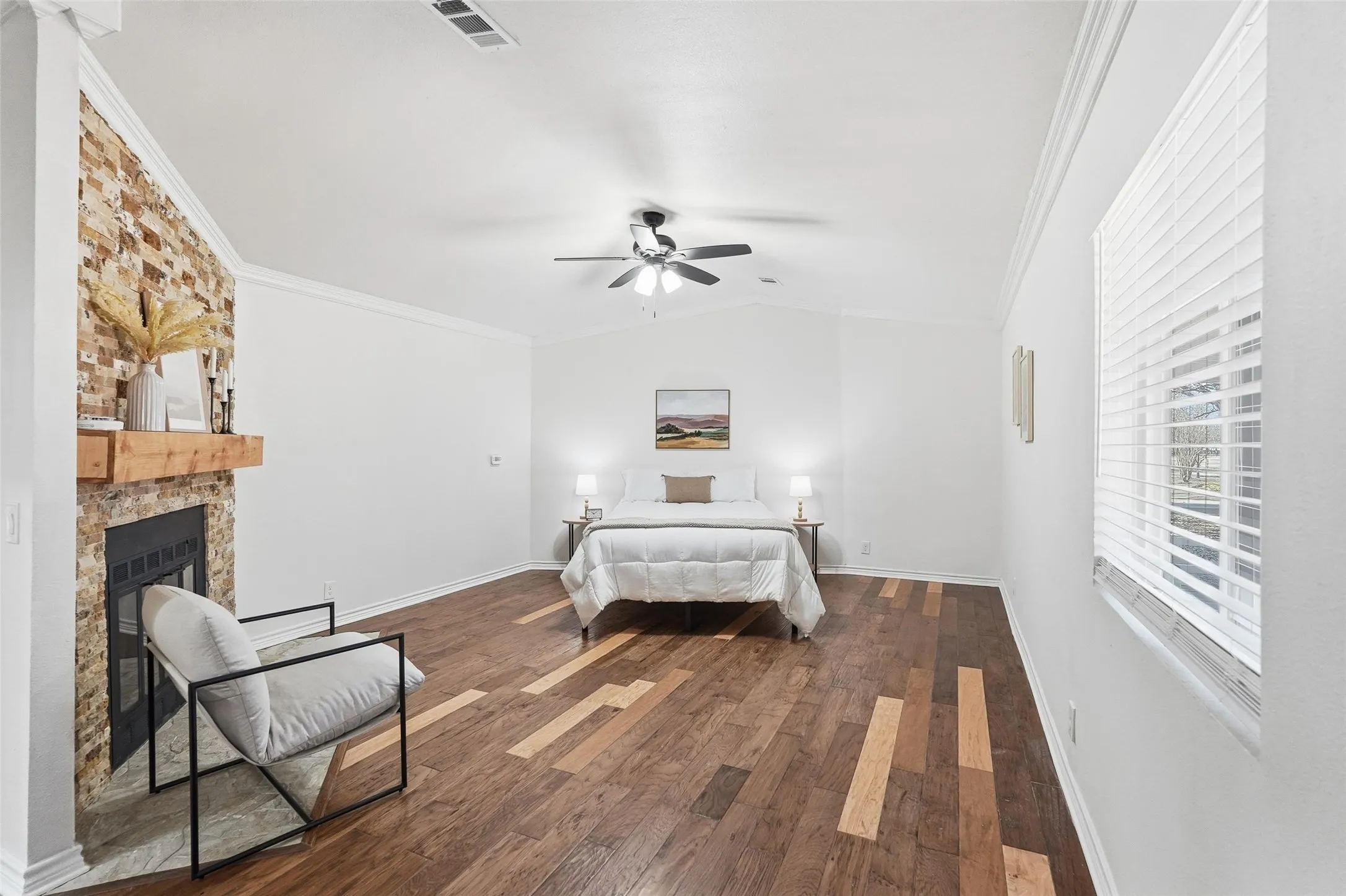 Single Family Residence For Sale in Hunt County , 9902 County Road 2434, Terrell, Texas 75160, 3 Bedroom, 2 Bathroom, Garage spaces, 2,679 Sqft, built in 1984, mls#21226038, Real Estate Agent in Terrell, Homes For Sale in Hunt county, Homes For Sale in Terrell, Realtor in Terrell Texas, Real Estate Brokerage Independent Realty Texas, Luminita Cordes Realtor