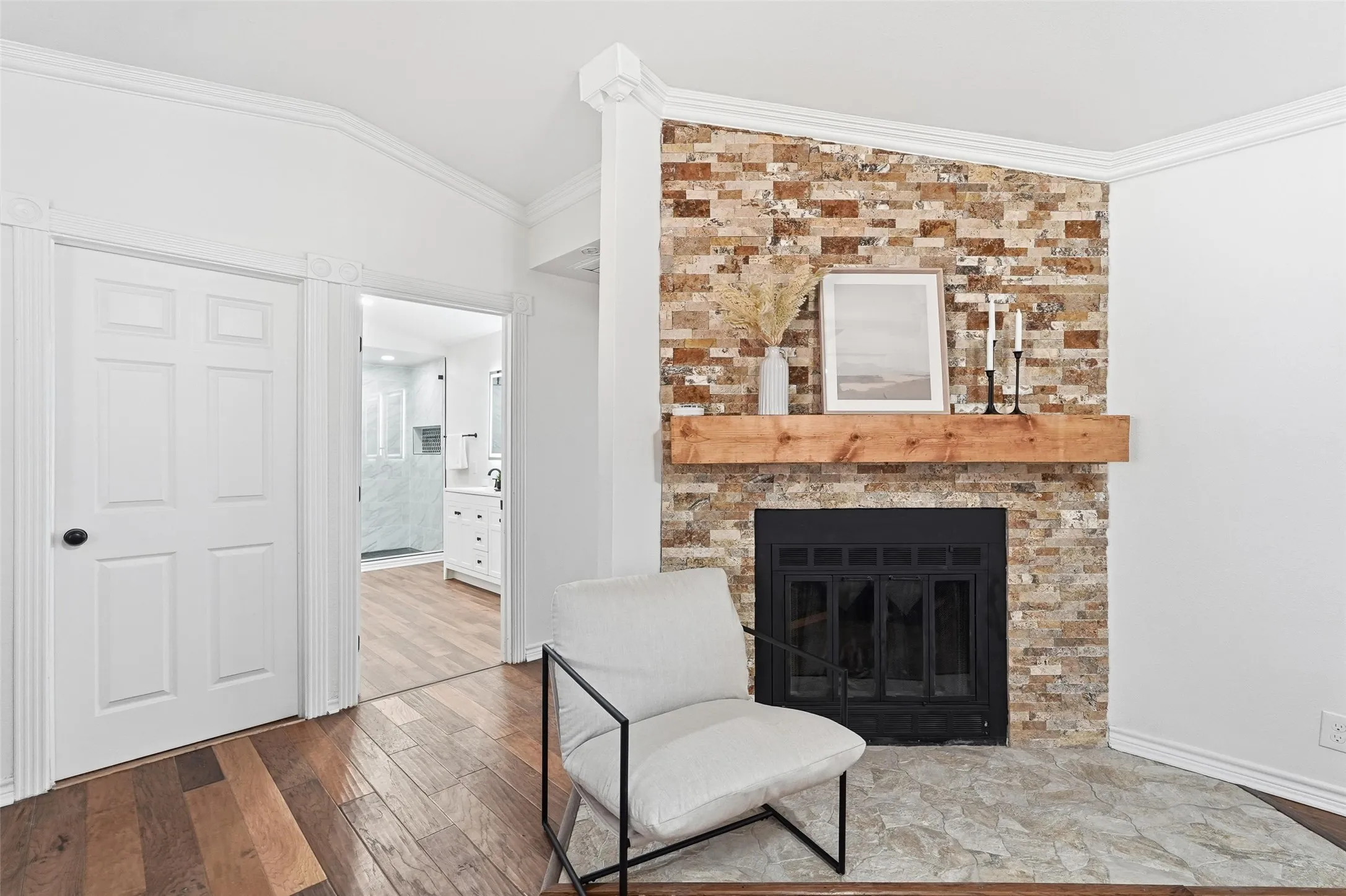 Single Family Residence For Sale in Hunt County , 9902 County Road 2434, Terrell, Texas 75160, 3 Bedroom, 2 Bathroom, Garage spaces, 2,679 Sqft, built in 1984, mls#21226038, Real Estate Agent in Terrell, Homes For Sale in Hunt county, Homes For Sale in Terrell, Realtor in Terrell Texas, Real Estate Brokerage Independent Realty Texas, Luminita Cordes Realtor
