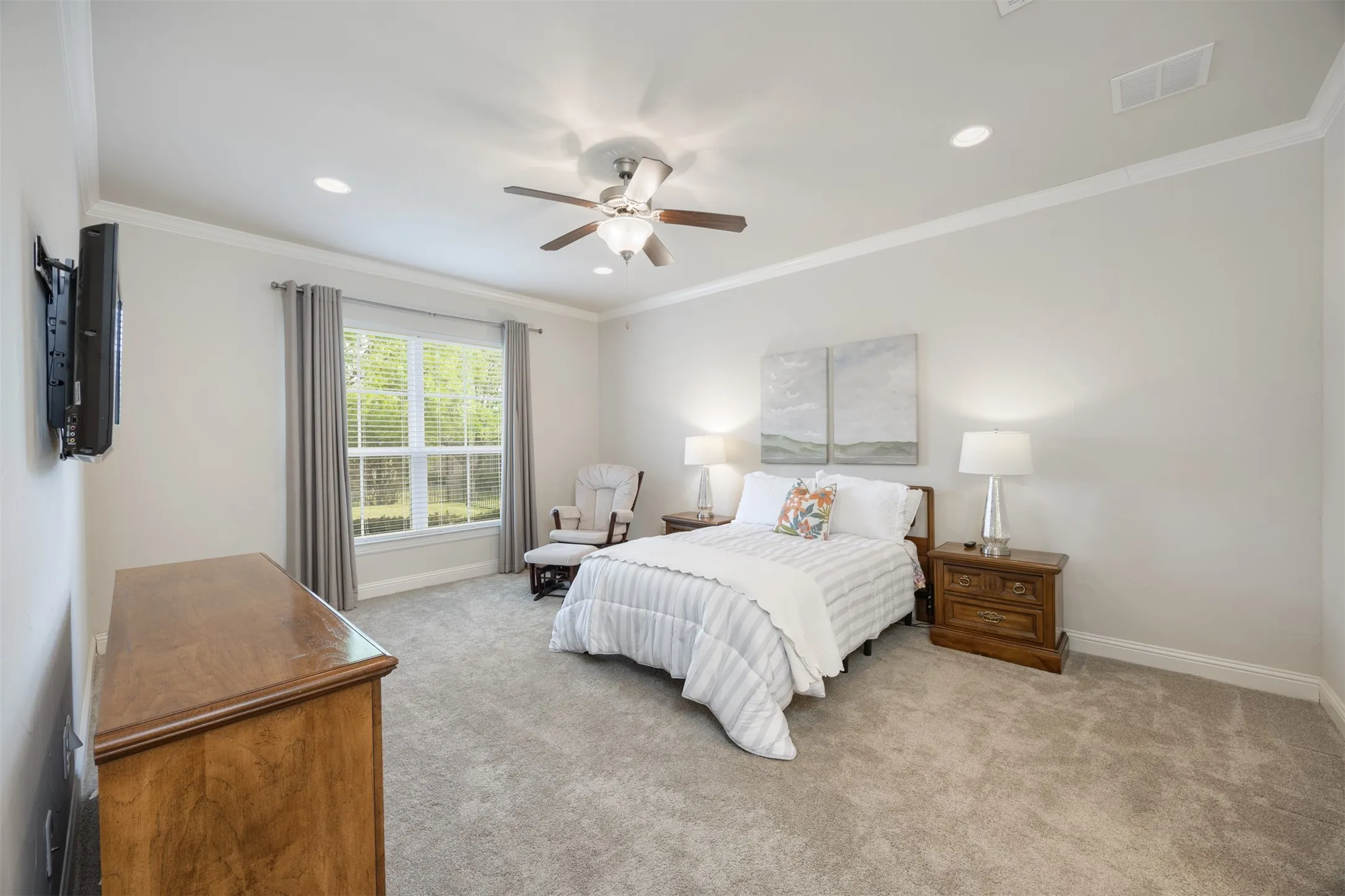 Single Family Residence For Sale in Collin County , 205 Terra Verde Lane, Mc Kinney, Texas 75069, 2 Bedroom, 2 Bathroom, 2 Garage spaces, 1,498 Sqft, built in 2013, Preowned, mls#21230518, Real Estate Agent in Mc Kinney, Homes For Sale in Collin county, Homes For Sale in Mc Kinney, Realtor in Mc Kinney Texas, Real Estate Brokerage Independent Realty Texas, Luminita Cordes Realtor