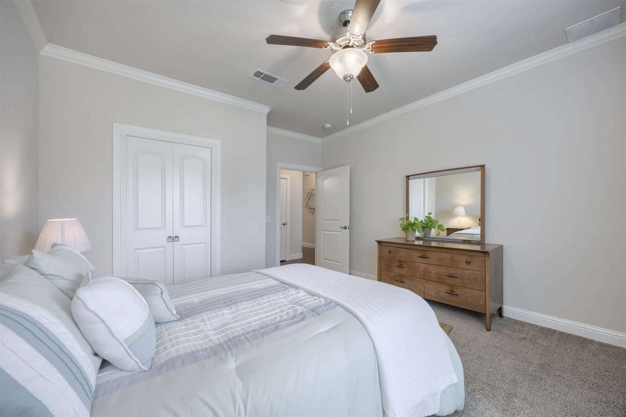 Single Family Residence For Sale in Collin County , 205 Terra Verde Lane, Mc Kinney, Texas 75069, 2 Bedroom, 2 Bathroom, 2 Garage spaces, 1,498 Sqft, built in 2013, Preowned, mls#21230518, Real Estate Agent in Mc Kinney, Homes For Sale in Collin county, Homes For Sale in Mc Kinney, Realtor in Mc Kinney Texas, Real Estate Brokerage Independent Realty Texas, Luminita Cordes Realtor
