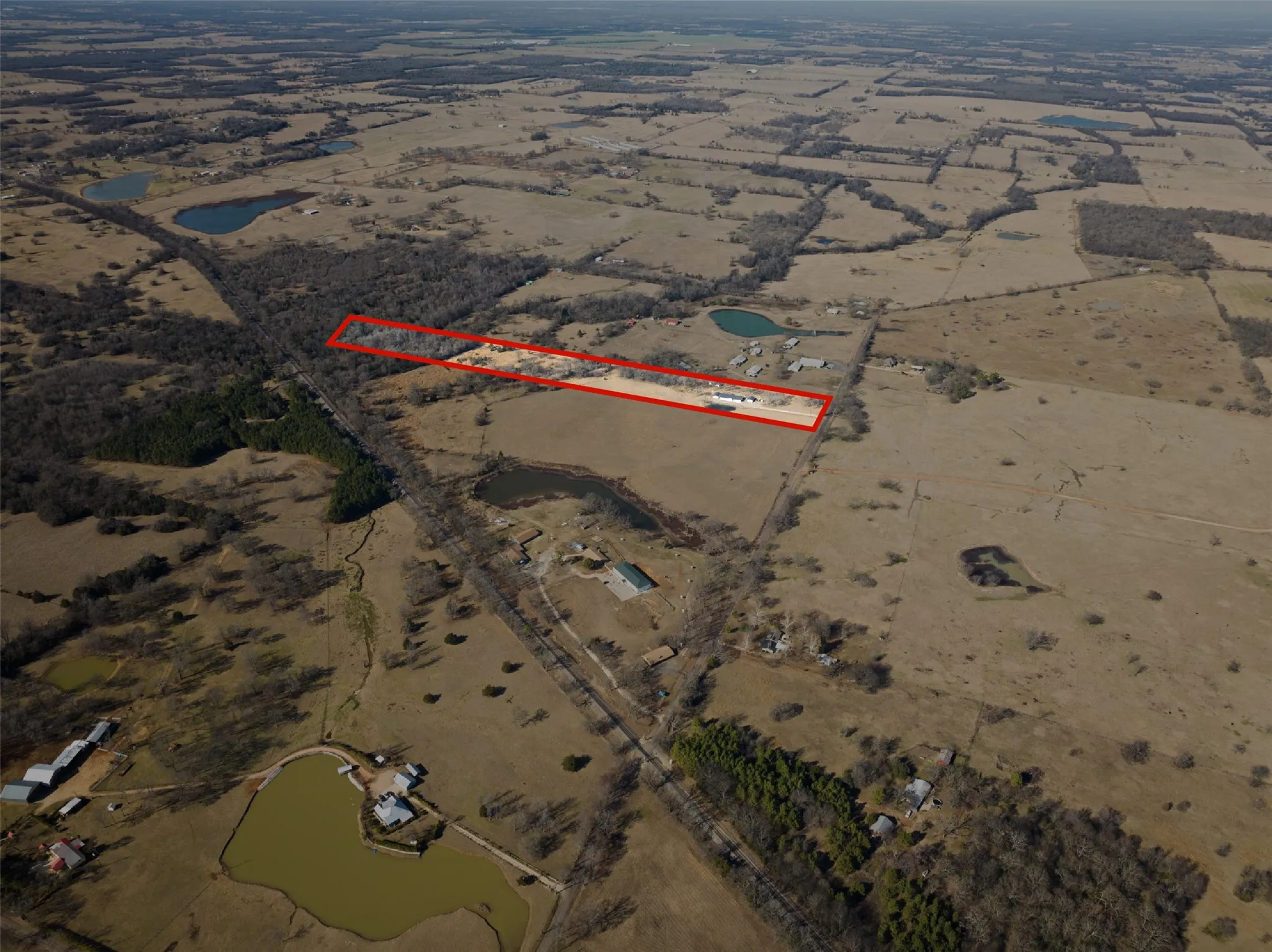 Single Family Residence For Sale in Hopkins County , 236 County Road 2391, Pickton, Texas 75471, 6 Bedroom, 4 Bathroom, Garage spaces, 3,566 Sqft, built in 1992, Price $539,000, mls#21235194, Real Estate Agent in Pickton, Homes For Sale in Hopkins county, Homes For Sale in Pickton, Realtor in Pickton Texas, Real Estate Brokerage Independent Realty Texas, Luminita Cordes Realtor