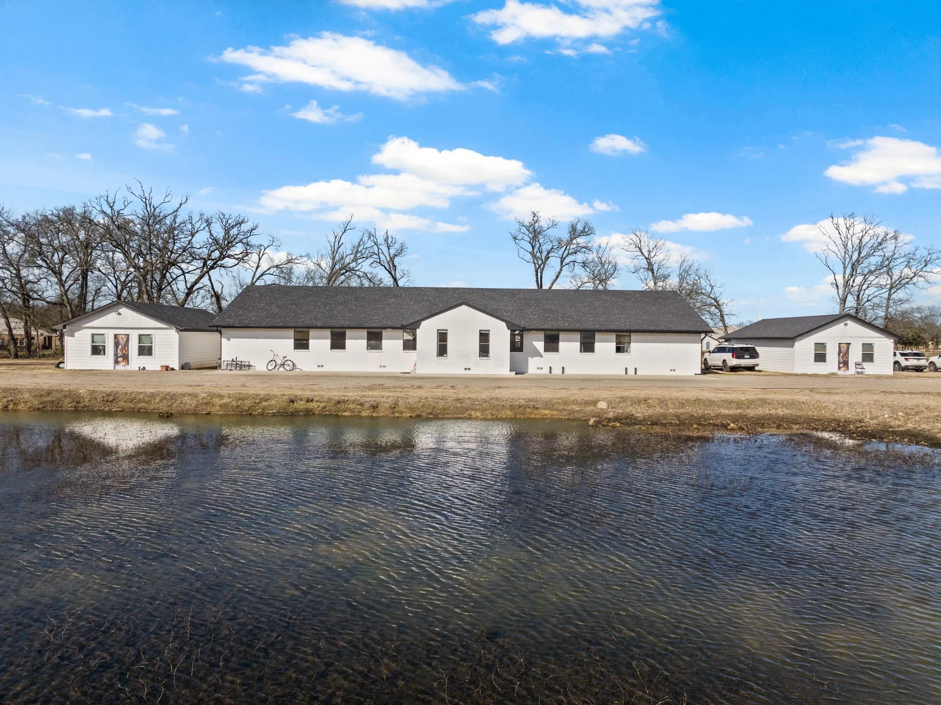 Single Family Residence For Sale in Hopkins County , 236 County Road 2391, Pickton, Texas 75471, 6 Bedroom, 4 Bathroom, Garage spaces, 3,566 Sqft, built in 1992, Price $539,000, mls#21235194, Real Estate Agent in Pickton, Homes For Sale in Hopkins county, Homes For Sale in Pickton, Realtor in Pickton Texas, Real Estate Brokerage Independent Realty Texas, Luminita Cordes Realtor