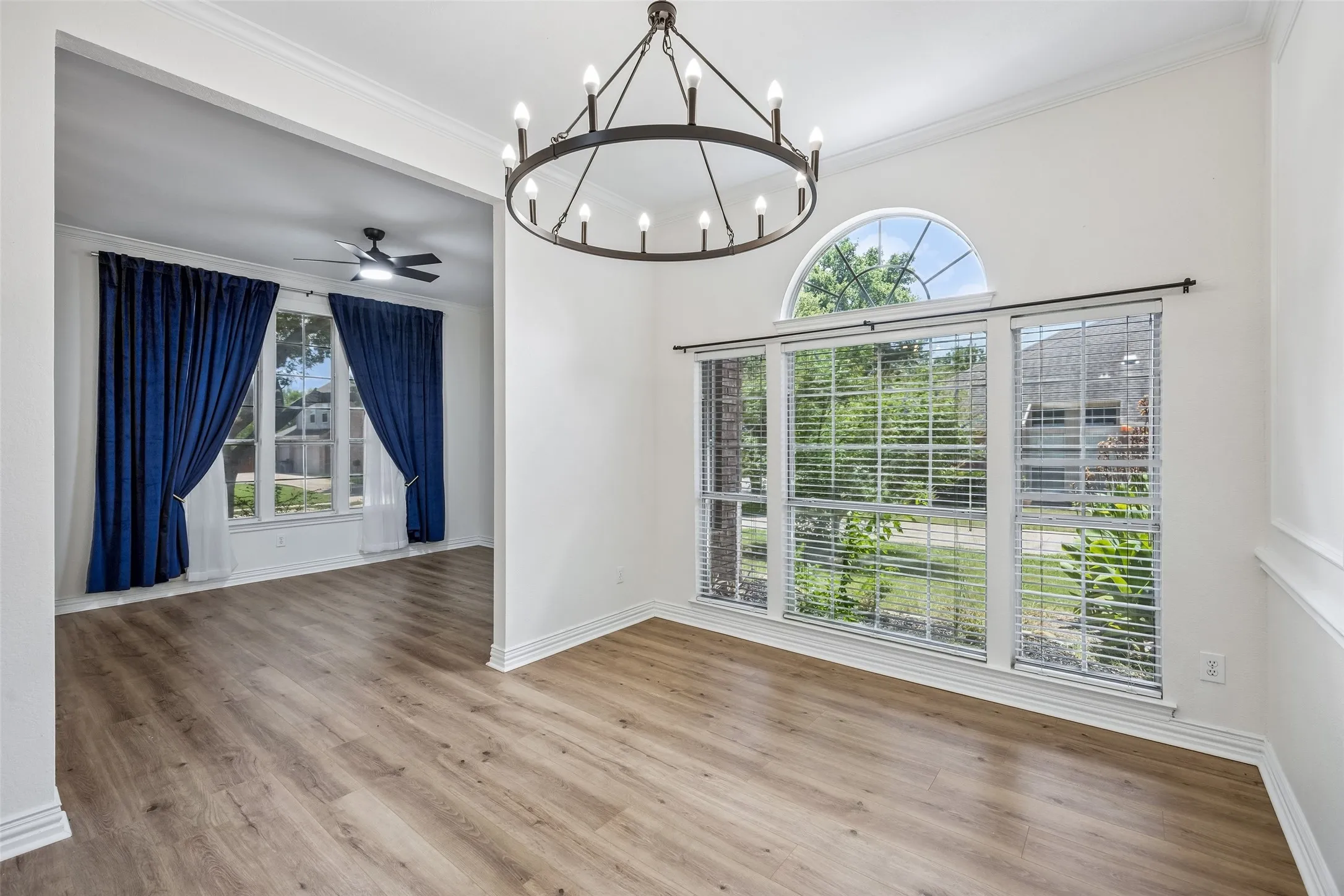 Single Family Residence For Sale in Tarrant County , 1606 Sarah Brooks Drive, Keller, Texas 76248, 4 Bedroom, 2 Bathroom, 3 Garage spaces, 2,385 Sqft, built in 1994, Preowned, mls#21229408, Real Estate Agent in Keller, Homes For Sale in Tarrant county, Homes For Sale in Keller, Realtor in Keller Texas, Real Estate Brokerage Independent Realty Texas, Luminita Cordes Realtor