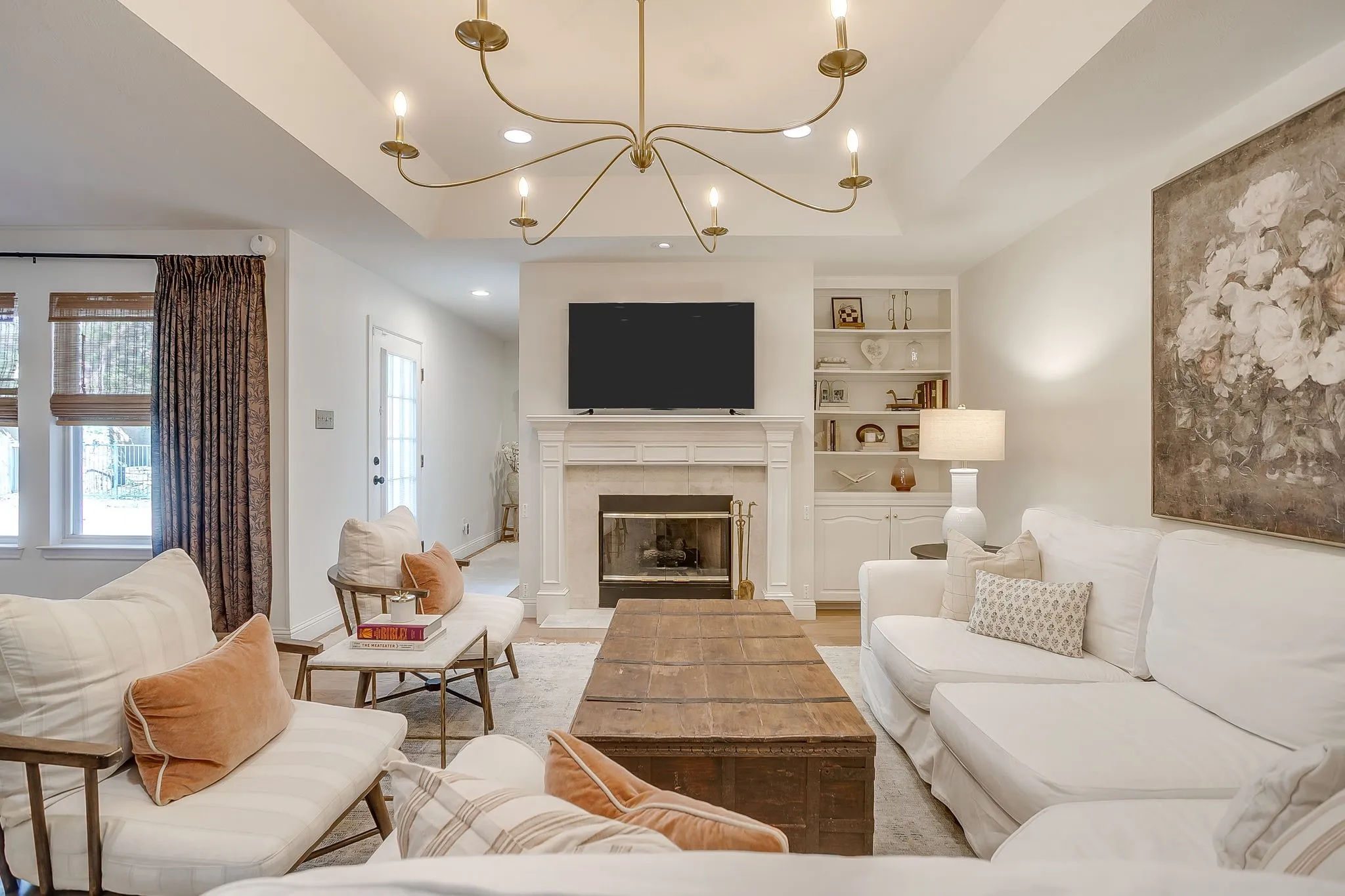 Single Family Residence For Sale in Tarrant County , 3917 Marys Creek Drive, Benbrook, Texas 76116, 3 Bedrooms, 2 Bathrooms, 2 Garage spaces, 1,940 Sqft, built in 1962, Preowned, Price $367,000, mls#21230952, Real Estate Agent in Benbrook, Homes For Sale in Tarrant county, Homes For Sale in Benbrook, Realtor in Benbrook Texas, Real Estate Brokerage Independent Realty Texas, Luminita Cordes Realtor