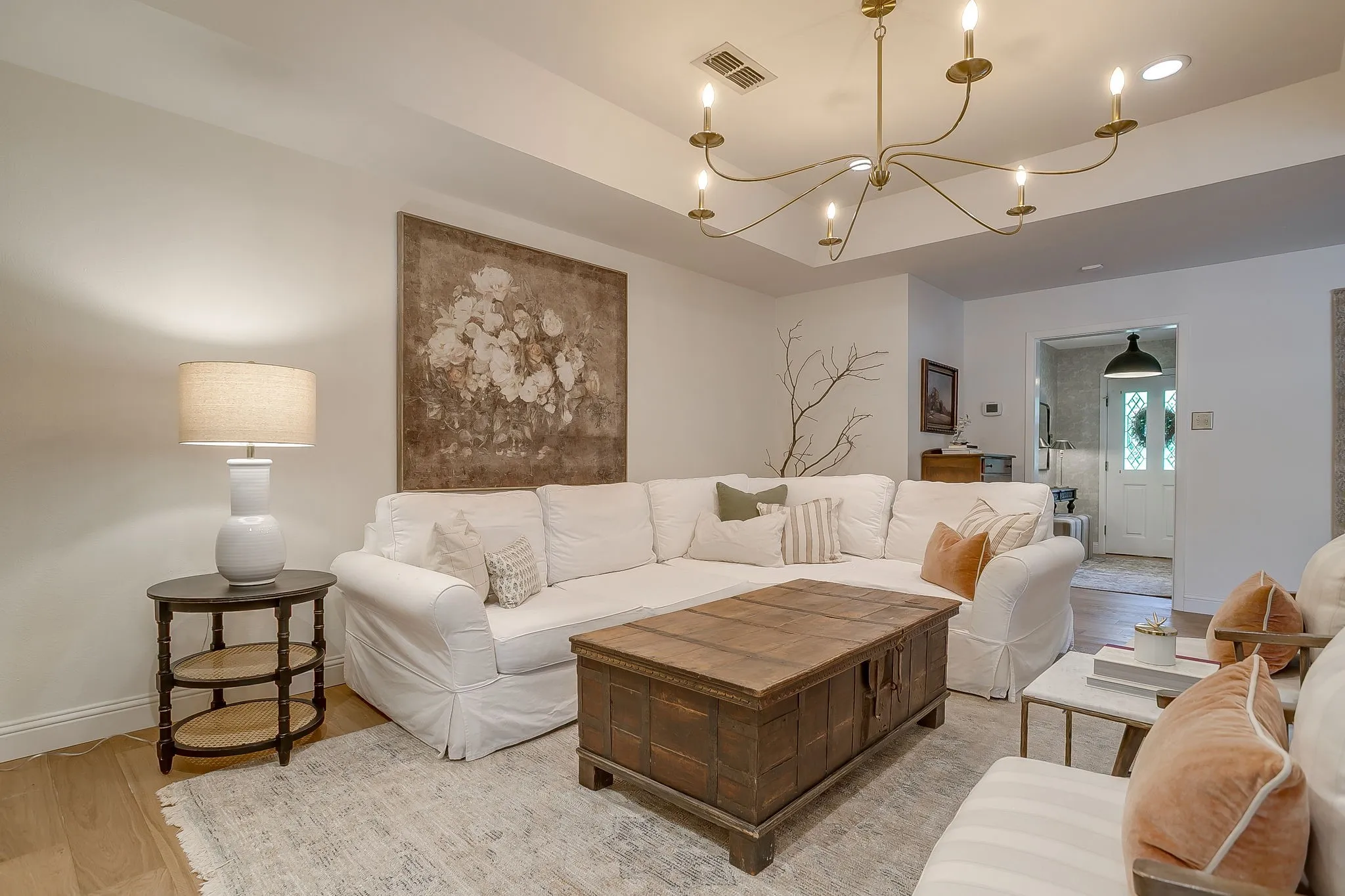 Single Family Residence For Sale in Tarrant County , 3917 Marys Creek Drive, Benbrook, Texas 76116, 3 Bedrooms, 2 Bathrooms, 2 Garage spaces, 1,940 Sqft, built in 1962, Preowned, Price $367,000, mls#21230952, Real Estate Agent in Benbrook, Homes For Sale in Tarrant county, Homes For Sale in Benbrook, Realtor in Benbrook Texas, Real Estate Brokerage Independent Realty Texas, Luminita Cordes Realtor