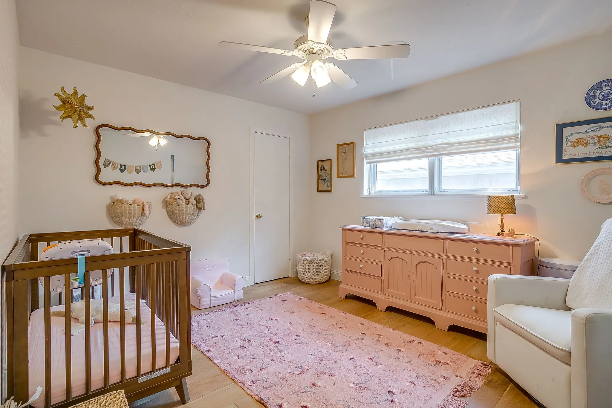 Single Family Residence For Sale in Tarrant County , 3917 Marys Creek Drive, Benbrook, Texas 76116, 3 Bedrooms, 2 Bathrooms, 2 Garage spaces, 1,940 Sqft, built in 1962, Preowned, Price $367,000, mls#21230952, Real Estate Agent in Benbrook, Homes For Sale in Tarrant county, Homes For Sale in Benbrook, Realtor in Benbrook Texas, Real Estate Brokerage Independent Realty Texas, Luminita Cordes Realtor