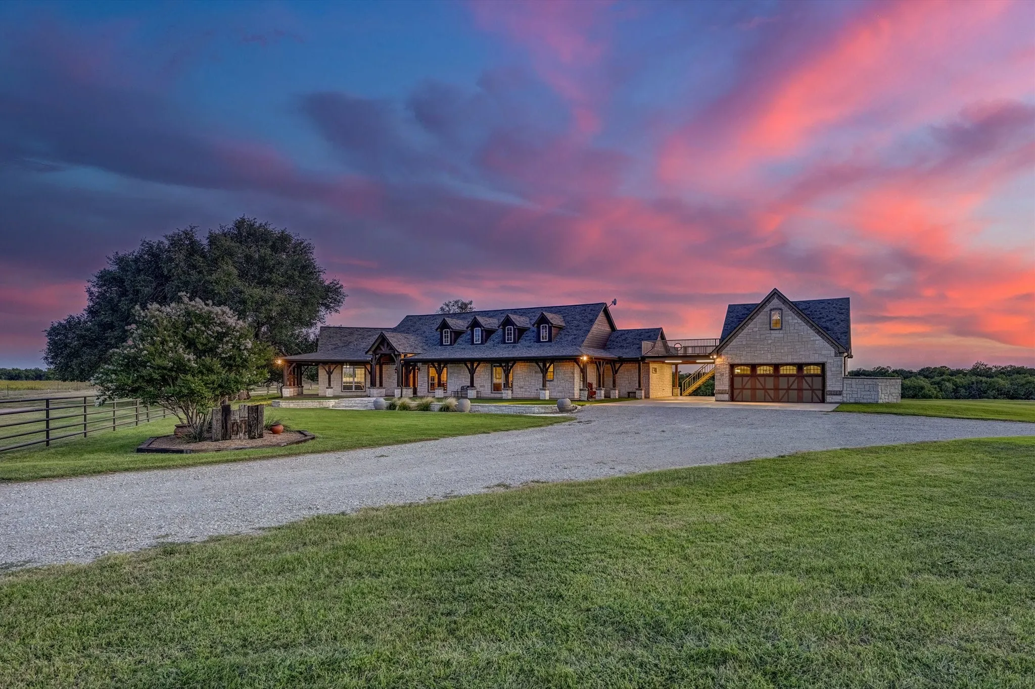 Farm For Sale in Brown County , 18601 CR 214, Brookesmith, Texas 76827, 6 Bedroom, 6 Bathroom, 2 Garage spaces, 5,649 Sqft, built in 2007, Preowned, mls#21201125, Real Estate Agent in Brookesmith, Homes For Sale in Brown county, Homes For Sale in Brookesmith, Realtor in Brookesmith Texas, Real Estate Brokerage Independent Realty Texas, Luminita Cordes Realtor