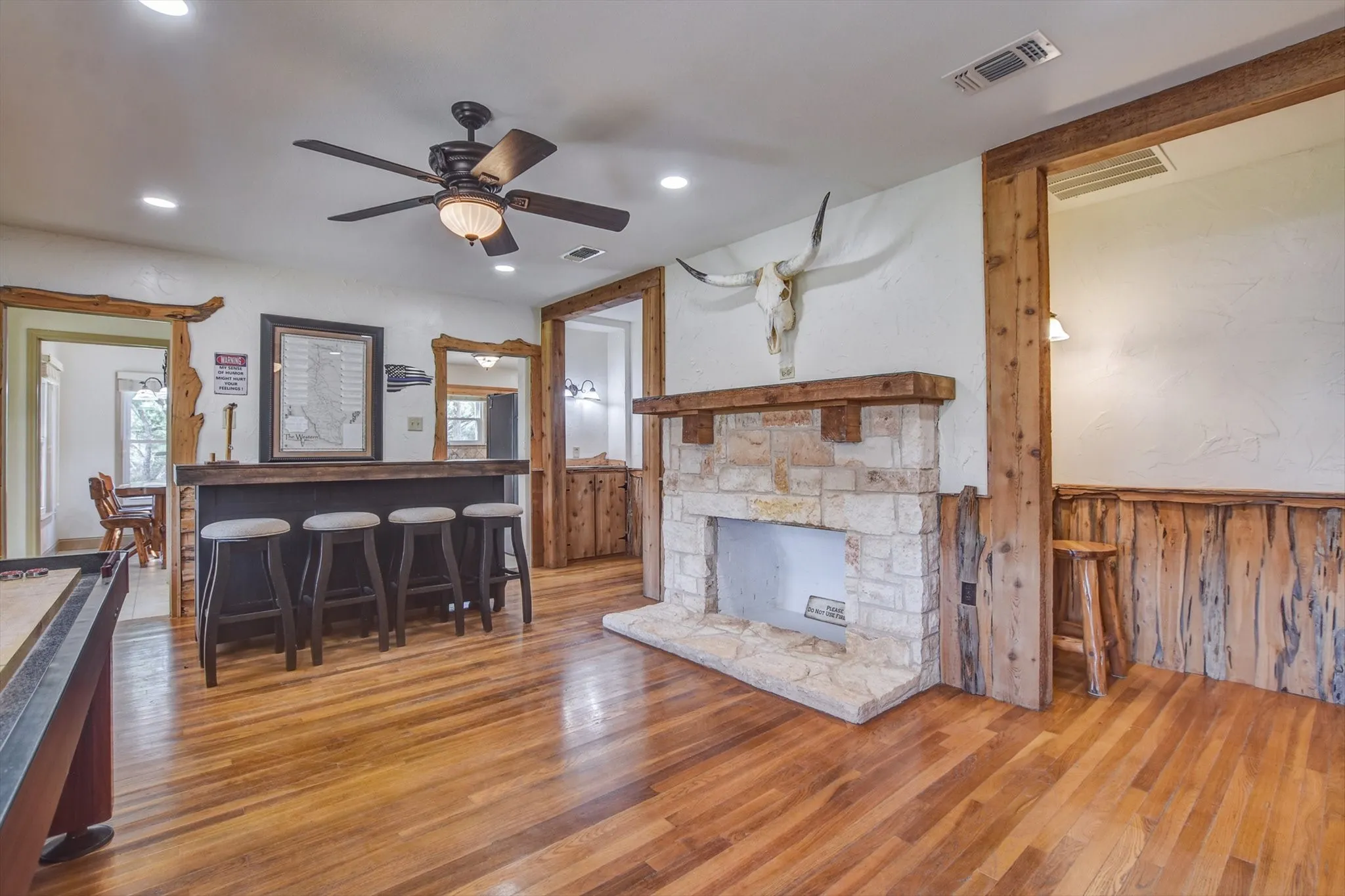 Hunter's cabin gameroom