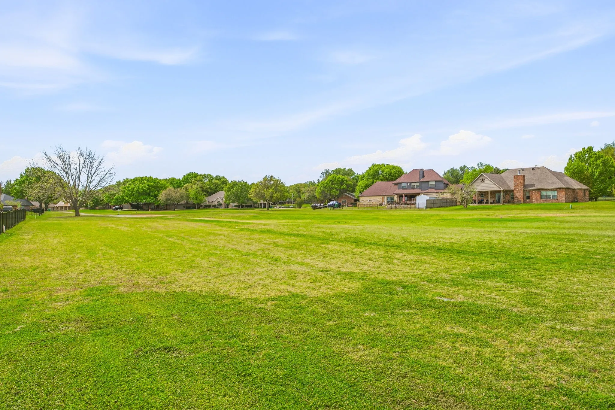 Single Family Residence For Sale in Erath County , 191 Crenshaw Court, Stephenville, Texas 76401, 4 Bedroom, 2 Bathroom, 2 Garage spaces, 2,293 Sqft, built in 2022, Preowned, Price $516,000, mls#21232813, Real Estate Agent in Stephenville, Homes For Sale in Erath county, Homes For Sale in Stephenville, Realtor in Stephenville Texas, Real Estate Brokerage Independent Realty Texas, Luminita Cordes Realtor