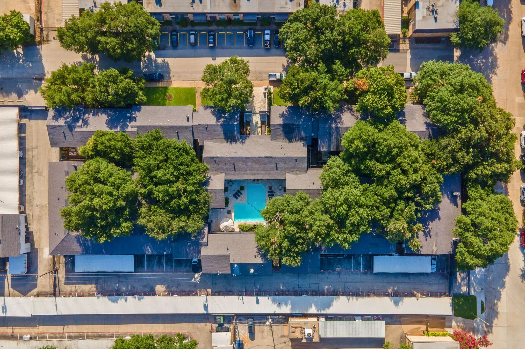 Condominium For Sale in Dallas County , 10215 Regal Oaks Drive A, Dallas, Texas 75230, 2 Bedroom, 2 Bathroom, 2 Garage spaces, 1,461 Sqft, built in 1963, mls#21233911, Real Estate Agent in Dallas, Homes For Sale in Dallas county, Homes For Sale in Dallas, Realtor in Dallas Texas, Real Estate Brokerage Independent Realty Texas, Luminita Cordes Realtor