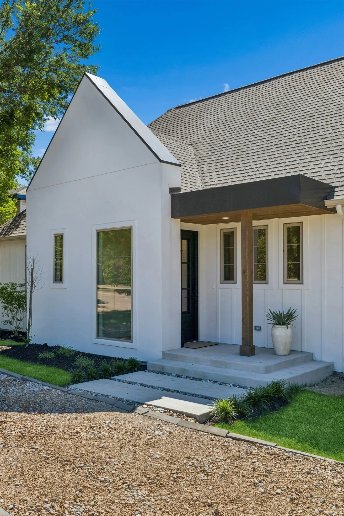 Single Family Residence For Sale in Dallas County , 11131 Hillcrest Road, Dallas, Texas 75230, 5 Bedroom, 6 Bathroom, 2 Garage spaces, 4,216 Sqft, built in 2025, mls#21232108, Real Estate Agent in Dallas, Homes For Sale in Dallas county, Homes For Sale in Dallas, Realtor in Dallas Texas, Real Estate Brokerage Independent Realty Texas, Luminita Cordes Realtor