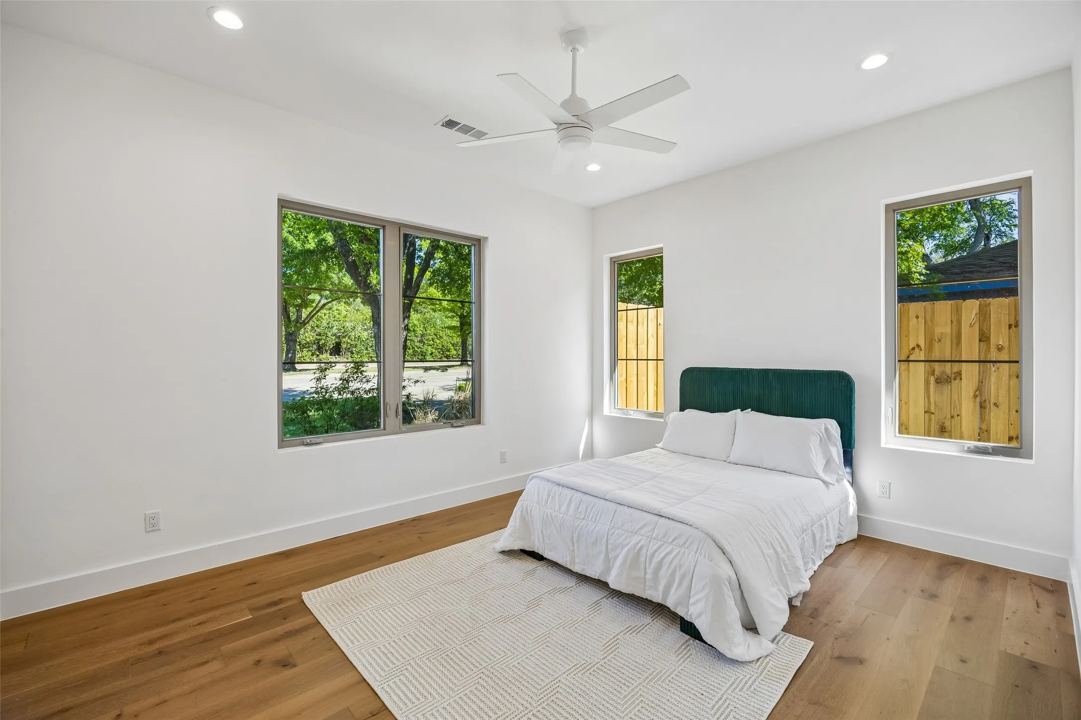 Single Family Residence For Sale in Dallas County , 11131 Hillcrest Road, Dallas, Texas 75230, 5 Bedroom, 6 Bathroom, 2 Garage spaces, 4,216 Sqft, built in 2025, mls#21232108, Real Estate Agent in Dallas, Homes For Sale in Dallas county, Homes For Sale in Dallas, Realtor in Dallas Texas, Real Estate Brokerage Independent Realty Texas, Luminita Cordes Realtor