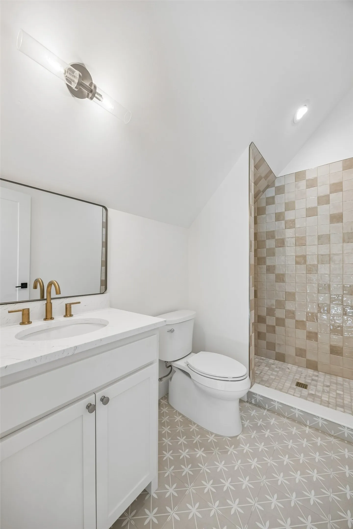 Single Family Residence For Sale in Dallas County , 11131 Hillcrest Road, Dallas, Texas 75230, 5 Bedroom, 6 Bathroom, 2 Garage spaces, 4,216 Sqft, built in 2025, mls#21232108, Real Estate Agent in Dallas, Homes For Sale in Dallas county, Homes For Sale in Dallas, Realtor in Dallas Texas, Real Estate Brokerage Independent Realty Texas, Luminita Cordes Realtor