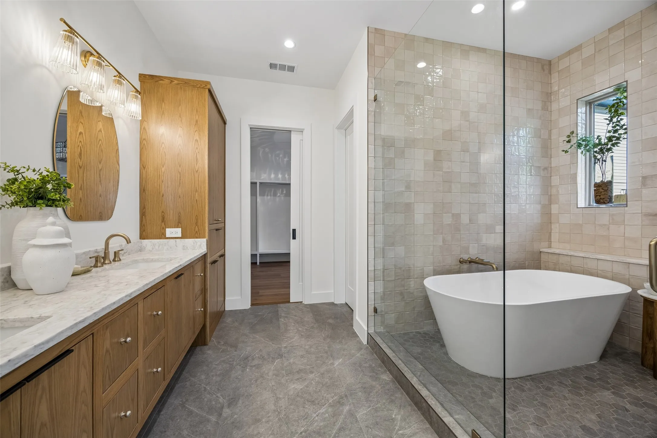 Single Family Residence For Sale in Dallas County , 11131 Hillcrest Road, Dallas, Texas 75230, 5 Bedroom, 6 Bathroom, 2 Garage spaces, 4,216 Sqft, built in 2025, mls#21232108, Real Estate Agent in Dallas, Homes For Sale in Dallas county, Homes For Sale in Dallas, Realtor in Dallas Texas, Real Estate Brokerage Independent Realty Texas, Luminita Cordes Realtor