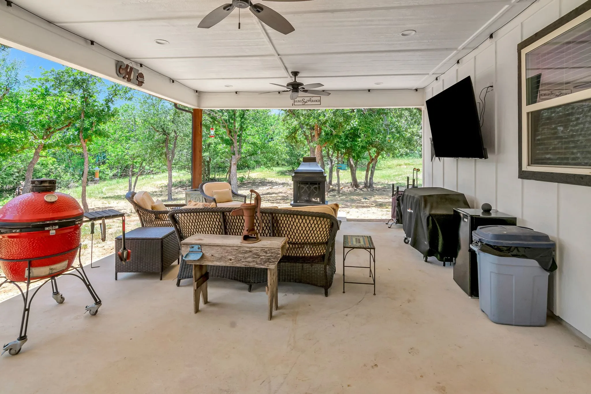 Single Family Residence For Sale in Wise County , 129 Whiskey Ranch Road, Runaway Bay, Texas 76426, 3 Bedroom, 2 Bathroom, 3 Garage spaces, 2,049 Sqft, built in 2023, Preowned, mls#21234207, Real Estate Agent in Runaway Bay, Homes For Sale in Wise county, Homes For Sale in Runaway Bay, Realtor in Runaway Bay Texas, Real Estate Brokerage Independent Realty Texas, Luminita Cordes Realtor