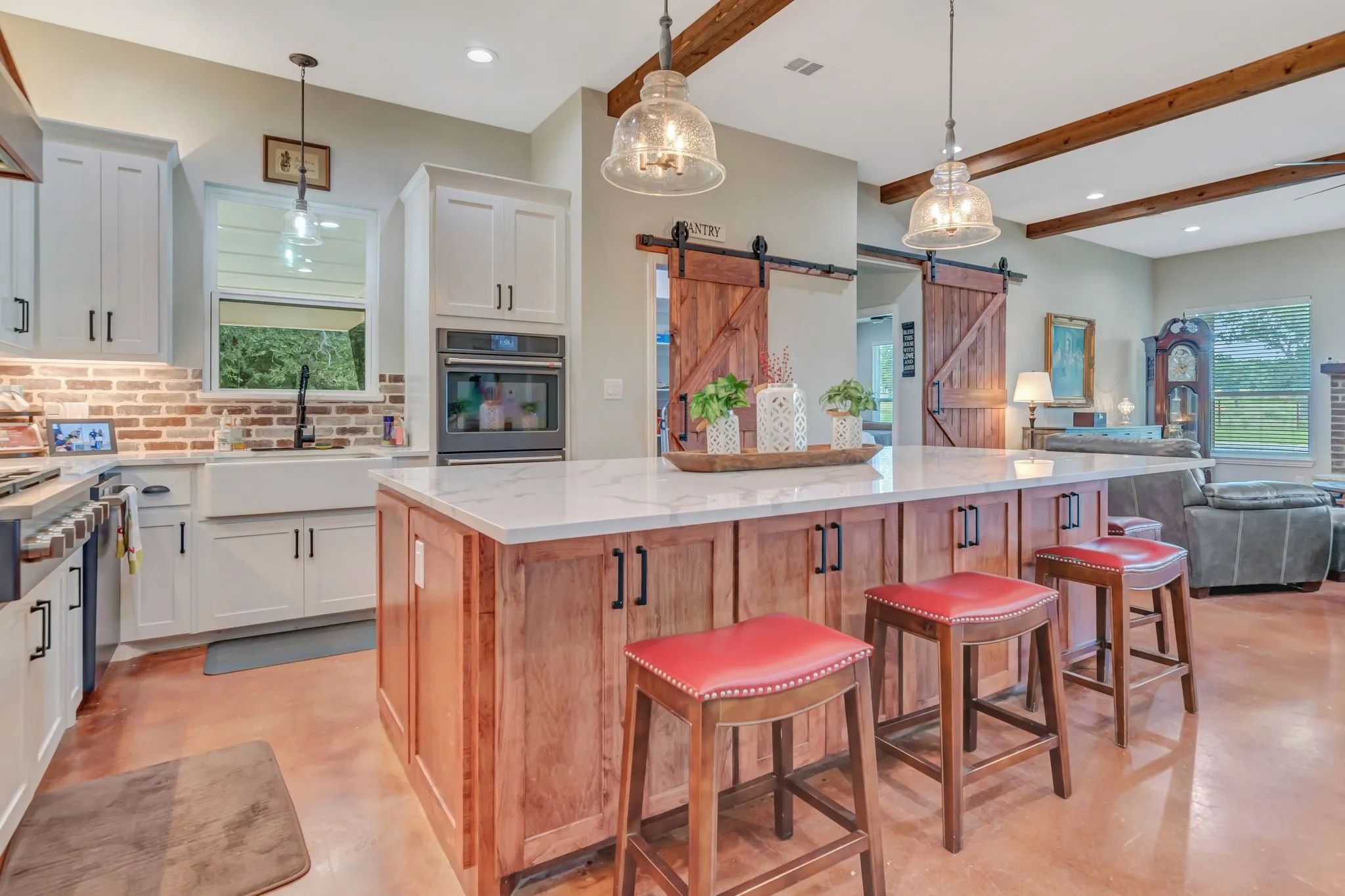 Single Family Residence For Sale in Wise County , 129 Whiskey Ranch Road, Runaway Bay, Texas 76426, 3 Bedroom, 2 Bathroom, 3 Garage spaces, 2,049 Sqft, built in 2023, Preowned, mls#21234207, Real Estate Agent in Runaway Bay, Homes For Sale in Wise county, Homes For Sale in Runaway Bay, Realtor in Runaway Bay Texas, Real Estate Brokerage Independent Realty Texas, Luminita Cordes Realtor