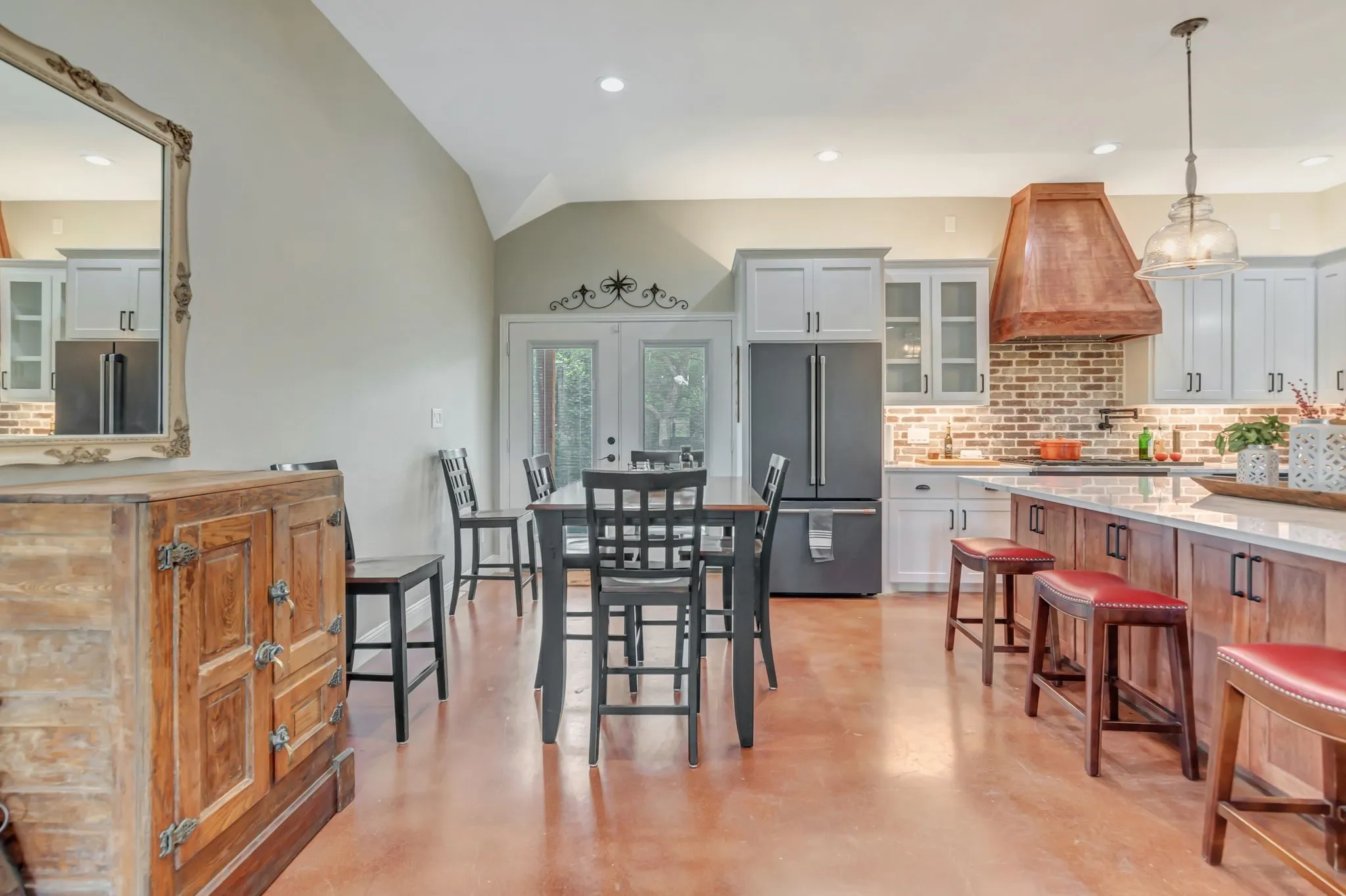 Single Family Residence For Sale in Wise County , 129 Whiskey Ranch Road, Runaway Bay, Texas 76426, 3 Bedroom, 2 Bathroom, 3 Garage spaces, 2,049 Sqft, built in 2023, Preowned, mls#21234207, Real Estate Agent in Runaway Bay, Homes For Sale in Wise county, Homes For Sale in Runaway Bay, Realtor in Runaway Bay Texas, Real Estate Brokerage Independent Realty Texas, Luminita Cordes Realtor