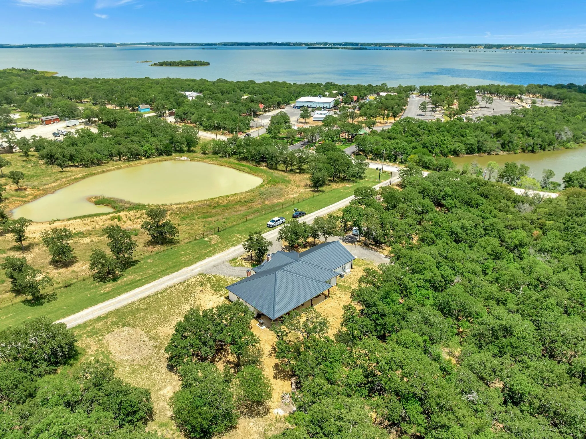 Single Family Residence For Sale in Wise County , 129 Whiskey Ranch Road, Runaway Bay, Texas 76426, 3 Bedroom, 2 Bathroom, 3 Garage spaces, 2,049 Sqft, built in 2023, Preowned, mls#21234207, Real Estate Agent in Runaway Bay, Homes For Sale in Wise county, Homes For Sale in Runaway Bay, Realtor in Runaway Bay Texas, Real Estate Brokerage Independent Realty Texas, Luminita Cordes Realtor