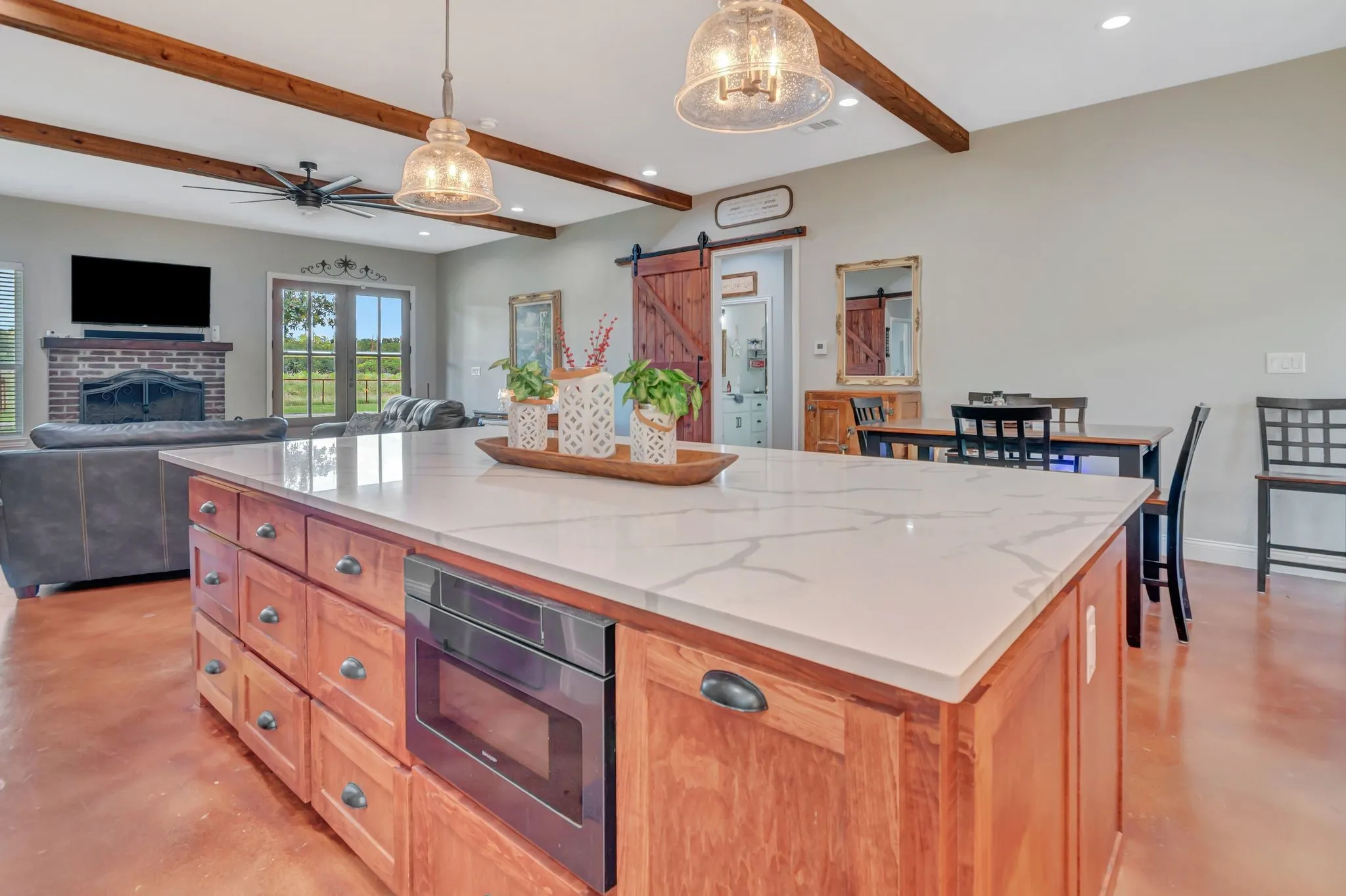 Single Family Residence For Sale in Wise County , 129 Whiskey Ranch Road, Runaway Bay, Texas 76426, 3 Bedroom, 2 Bathroom, 3 Garage spaces, 2,049 Sqft, built in 2023, Preowned, mls#21234207, Real Estate Agent in Runaway Bay, Homes For Sale in Wise county, Homes For Sale in Runaway Bay, Realtor in Runaway Bay Texas, Real Estate Brokerage Independent Realty Texas, Luminita Cordes Realtor