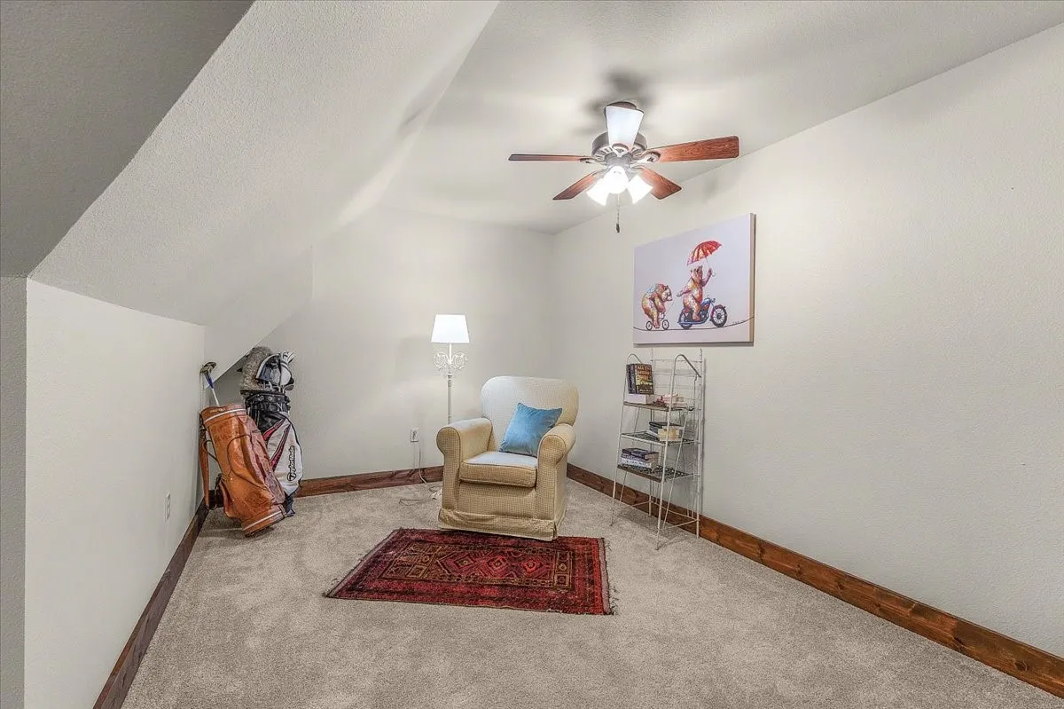 Single Family Residence For Sale in Parker County , 1145 Veal Station Road, Weatherford, Texas 76085, 4 Bedroom, 3 Bathroom, 4 Garage spaces, 3,071 Sqft, built in 2010, Preowned, mls#21235102, Real Estate Agent in Weatherford, Homes For Sale in Parker county, Homes For Sale in Weatherford, Realtor in Weatherford Texas, Real Estate Brokerage Independent Realty Texas, Luminita Cordes Realtor