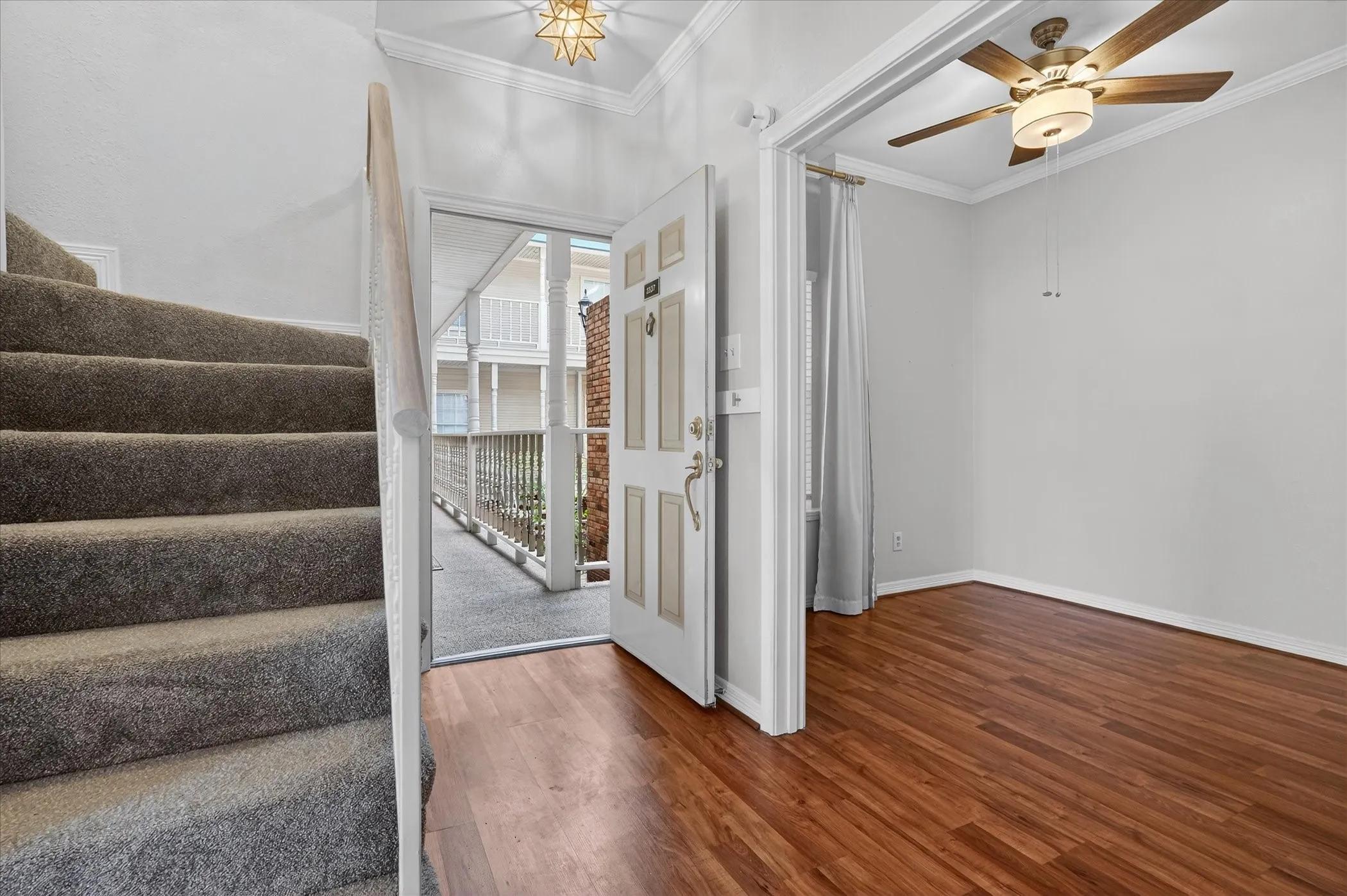 Condominium For Sale in Dallas County , 5325 Bent Tree Forest Drive 2237, Dallas, Texas 75248, 2 Bedroom, 3 Bathroom, 2 Garage spaces, 1,324 Sqft, built in 1983, Preowned, mls#21232433, Real Estate Agent in Dallas, Homes For Sale in Dallas county, Homes For Sale in Dallas, Realtor in Dallas Texas, Real Estate Brokerage Independent Realty Texas, Luminita Cordes Realtor