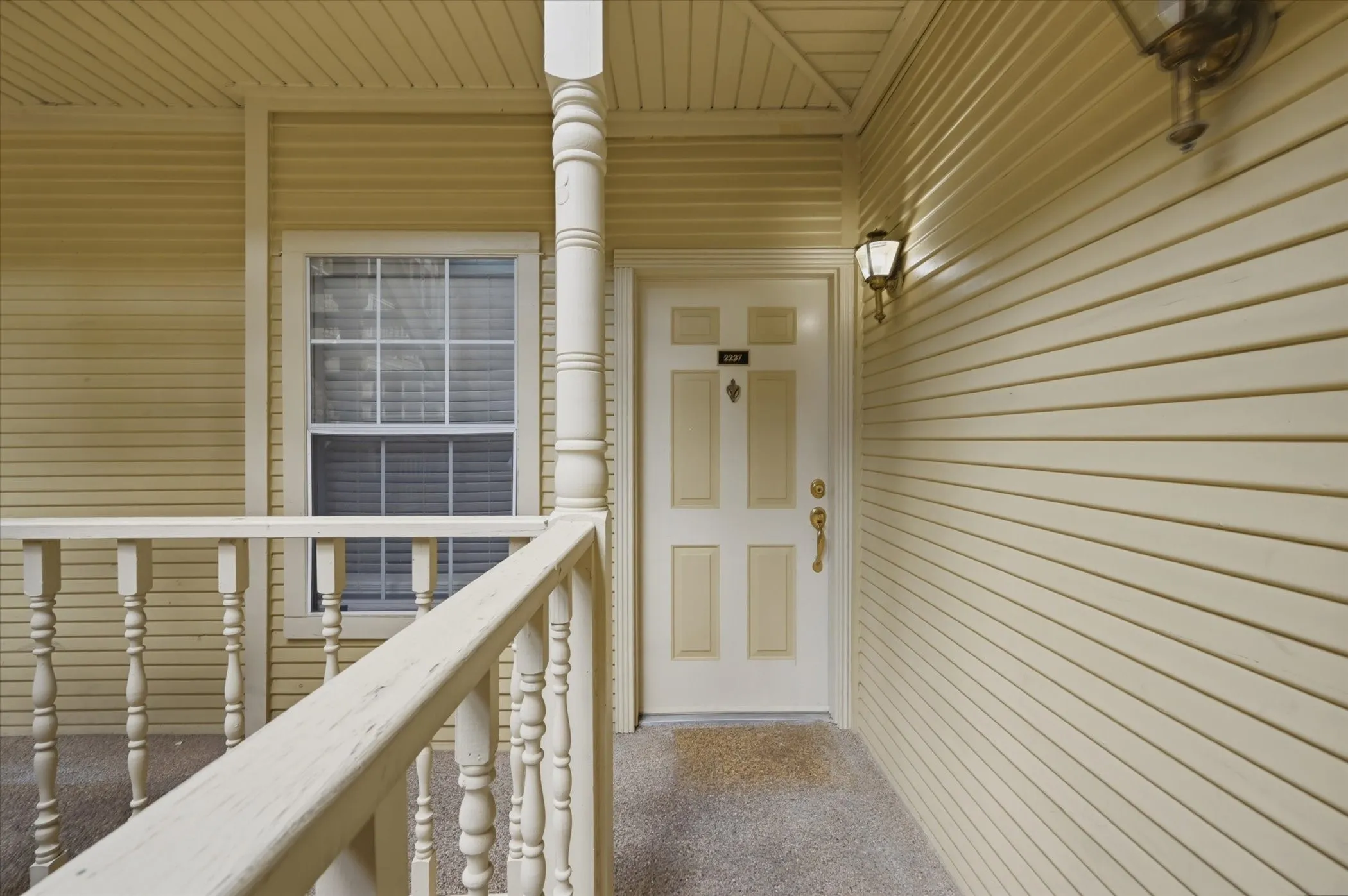 Condominium For Sale in Dallas County , 5325 Bent Tree Forest Drive 2237, Dallas, Texas 75248, 2 Bedroom, 3 Bathroom, 2 Garage spaces, 1,324 Sqft, built in 1983, Preowned, mls#21232433, Real Estate Agent in Dallas, Homes For Sale in Dallas county, Homes For Sale in Dallas, Realtor in Dallas Texas, Real Estate Brokerage Independent Realty Texas, Luminita Cordes Realtor