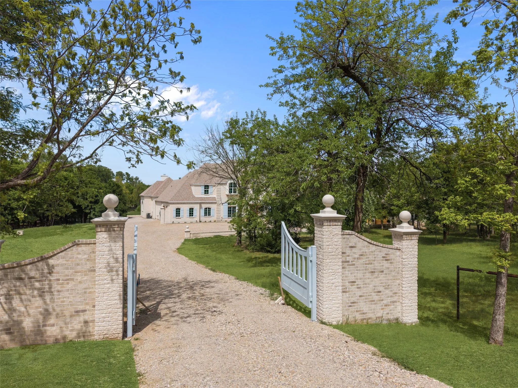 Single Family Residence For Sale in Parker County , 1651 Old Annetta, Aledo, Texas 76008, 4 Bedroom, 4 Bathroom, 5 Garage spaces, 5,396 Sqft, built in 2026, New Construction - Complete, mls#21231313, Real Estate Agent in Aledo, Homes For Sale in Parker county, Homes For Sale in Aledo, Realtor in Aledo Texas, Real Estate Brokerage Independent Realty Texas, Luminita Cordes Realtor