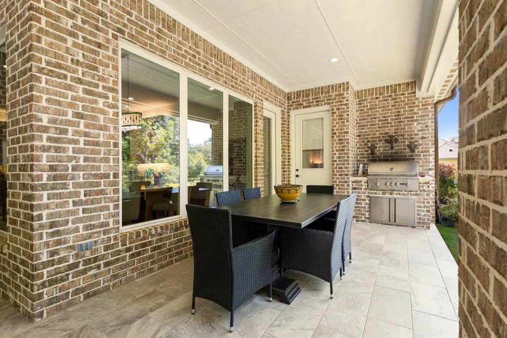Single Family Residence For Sale in Smith County , 2926 Stewart Way, Tyler, Texas 75709, 3 Bedroom, 3 Bathroom, 3 Garage spaces, 3,615 Sqft, built in 2020, Preowned, mls#21235318, Real Estate Agent in Tyler, Homes For Sale in Smith county, Homes For Sale in Tyler, Realtor in Tyler Texas, Real Estate Brokerage Independent Realty Texas, Luminita Cordes Realtor