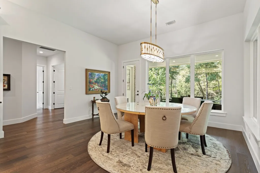 Single Family Residence For Sale in Smith County , 2926 Stewart Way, Tyler, Texas 75709, 3 Bedroom, 3 Bathroom, 3 Garage spaces, 3,615 Sqft, built in 2020, Preowned, mls#21235318, Real Estate Agent in Tyler, Homes For Sale in Smith county, Homes For Sale in Tyler, Realtor in Tyler Texas, Real Estate Brokerage Independent Realty Texas, Luminita Cordes Realtor