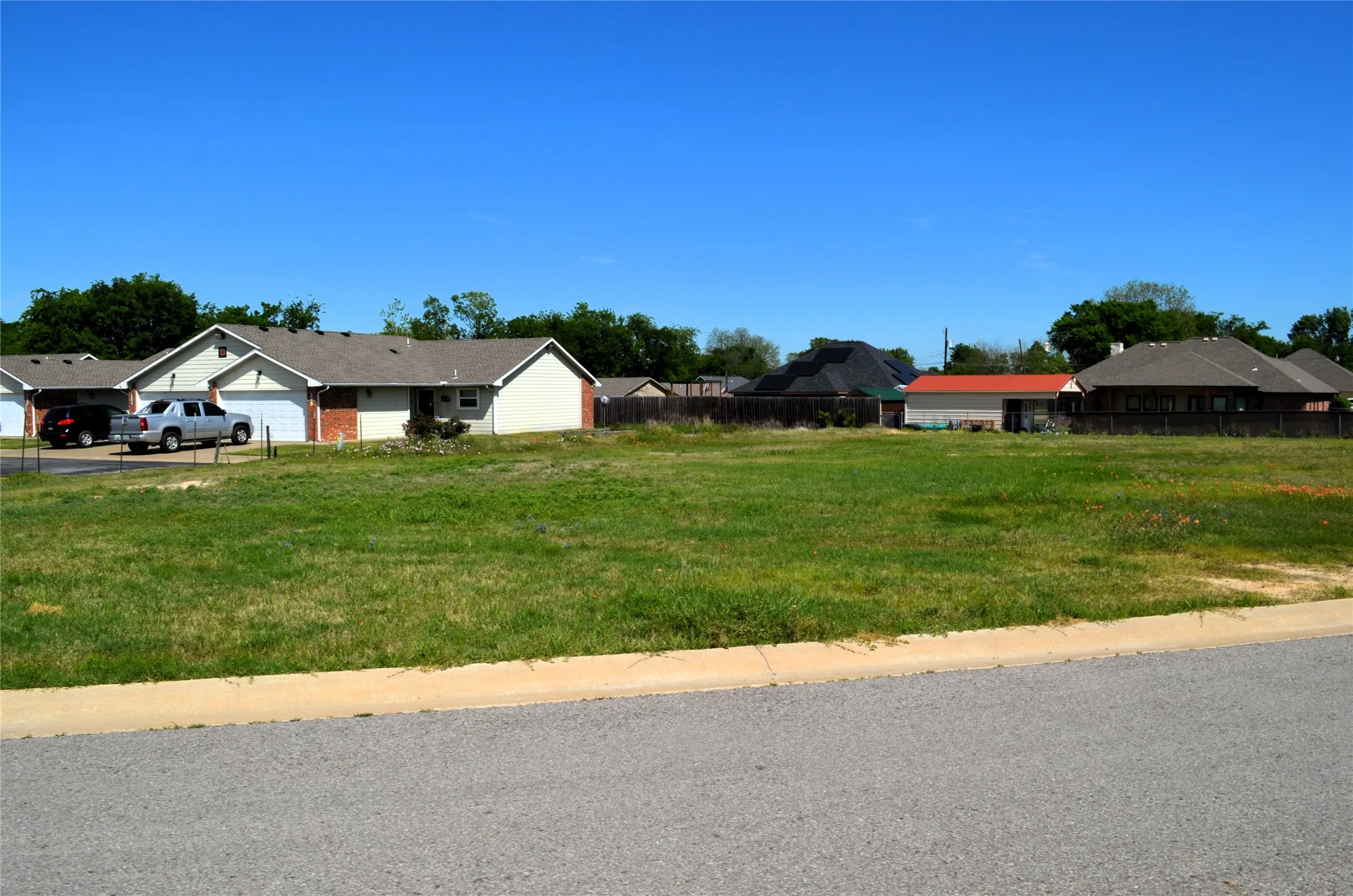 Unimproved Land For Sale in Kaufman County , 318 Preston Road, Mabank, Texas 75147, 0, 0, Garage spaces, 0 Sqft, built in 0, mls#21235362, Real Estate Agent in Mabank, Homes For Sale in Kaufman county, Homes For Sale in Mabank, Realtor in Mabank Texas, Real Estate Brokerage Independent Realty Texas, Luminita Cordes Realtor