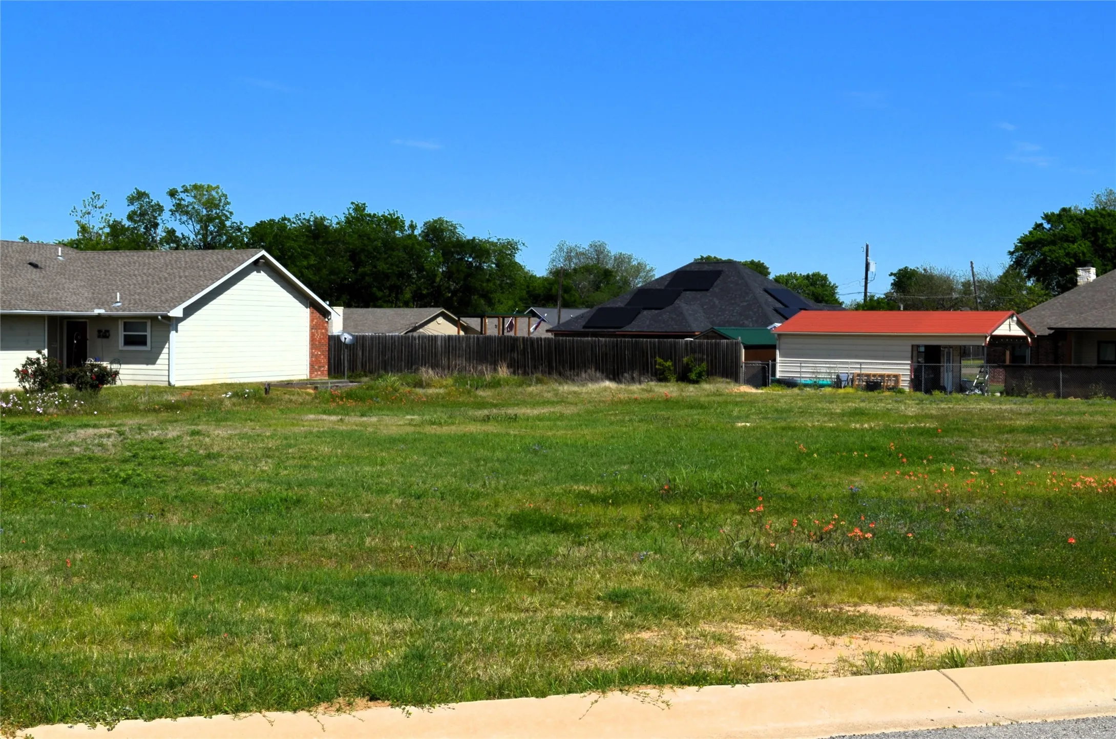 Unimproved Land For Sale in Kaufman County , 318 Preston Road, Mabank, Texas 75147, 0, 0, Garage spaces, 0 Sqft, built in 0, mls#21235362, Real Estate Agent in Mabank, Homes For Sale in Kaufman county, Homes For Sale in Mabank, Realtor in Mabank Texas, Real Estate Brokerage Independent Realty Texas, Luminita Cordes Realtor