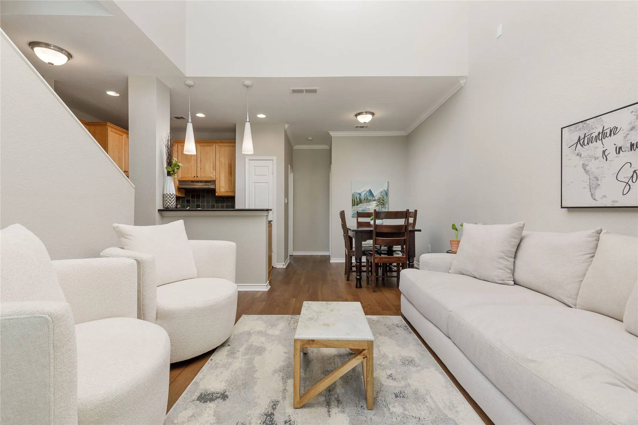 Townhouse For Sale in Dallas County , 2104 Azure Pointe, Richardson, Texas 75080, 2 Bedroom, 2 Bathroom, 2 Garage spaces, 1,485 Sqft, built in 2006, Price $350,000, mls#21235366, Real Estate Agent in Richardson, Homes For Sale in Dallas county, Homes For Sale in Richardson, Realtor in Richardson Texas, Real Estate Brokerage Independent Realty Texas, Luminita Cordes Realtor