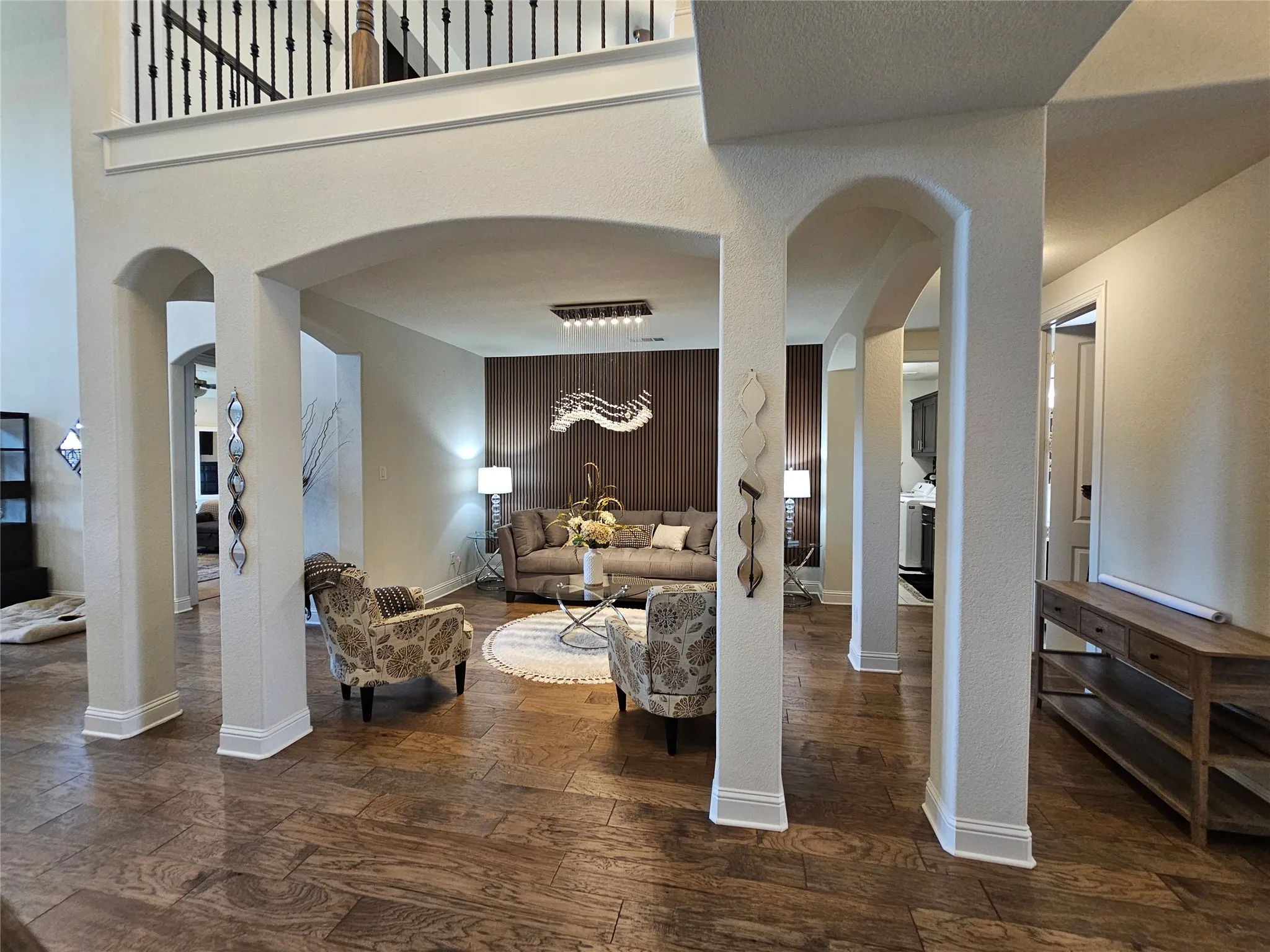 Elegant Formal Room with Modern Design
